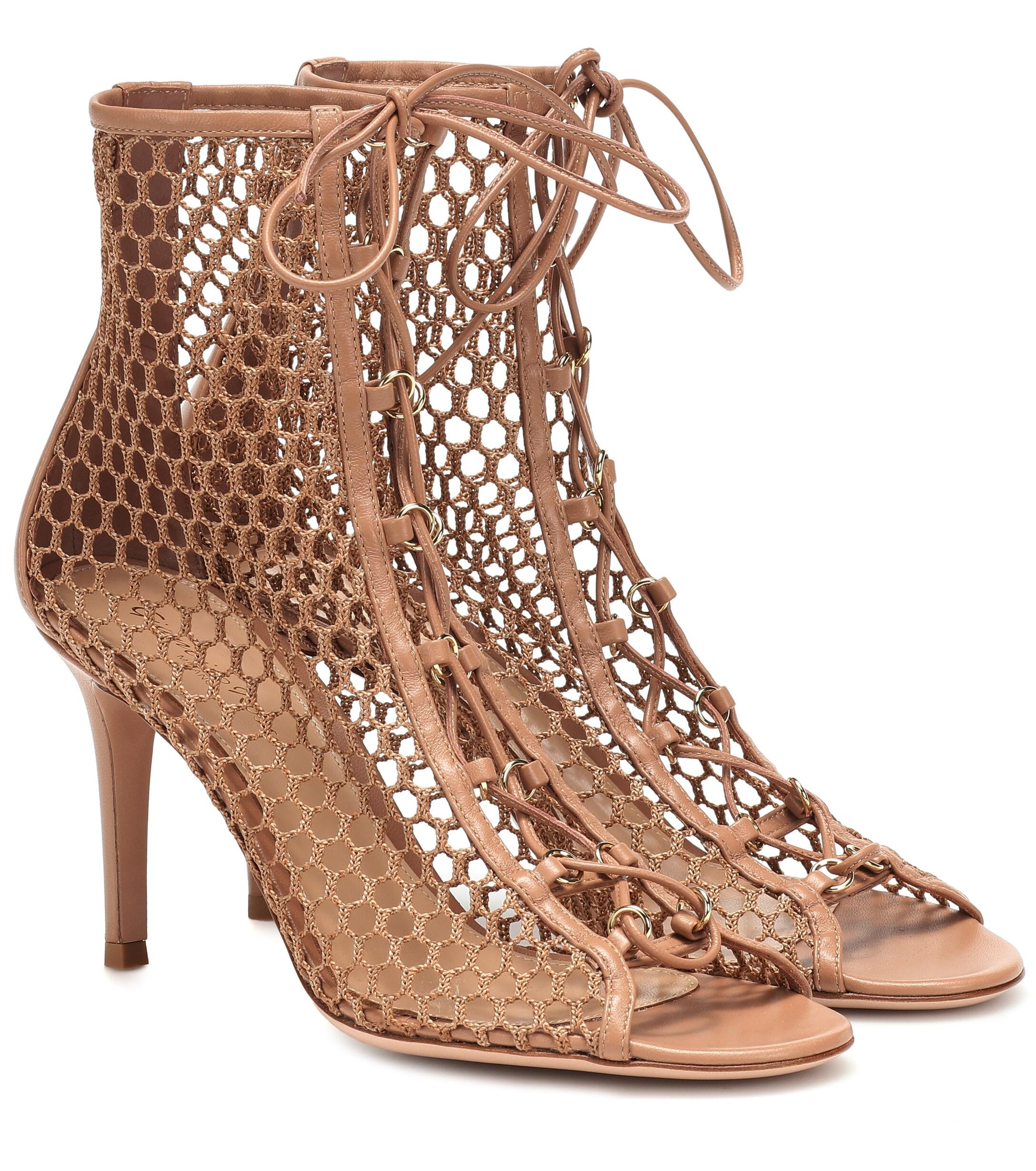 gianvito rossi brown pumps