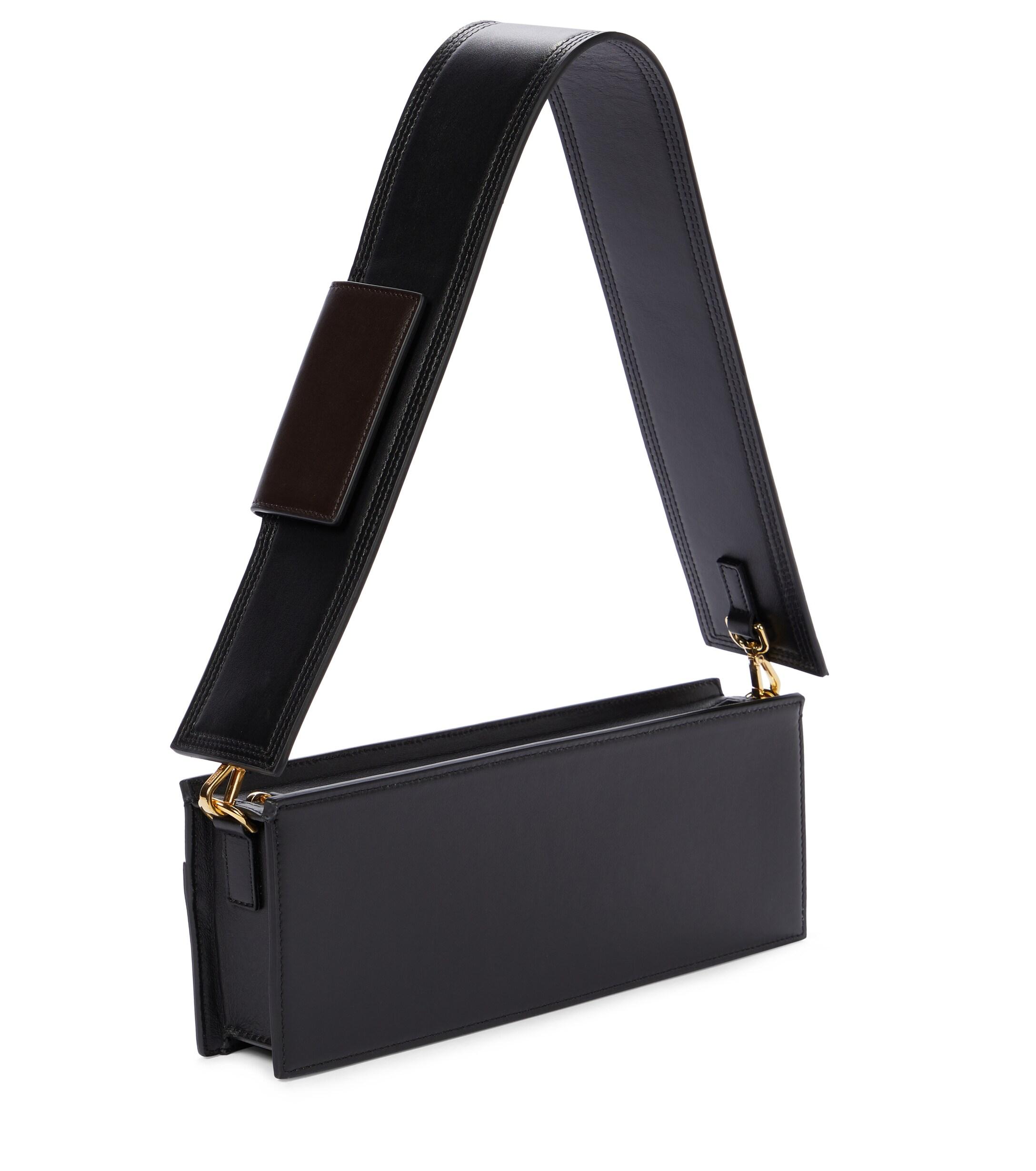 ショルダーバッグ・ポシェット Le Ciuciu Leather Shoulder Bag Jacquemus Le Sac Ciuciu Leather Shoulder Bag in Black | Lyst