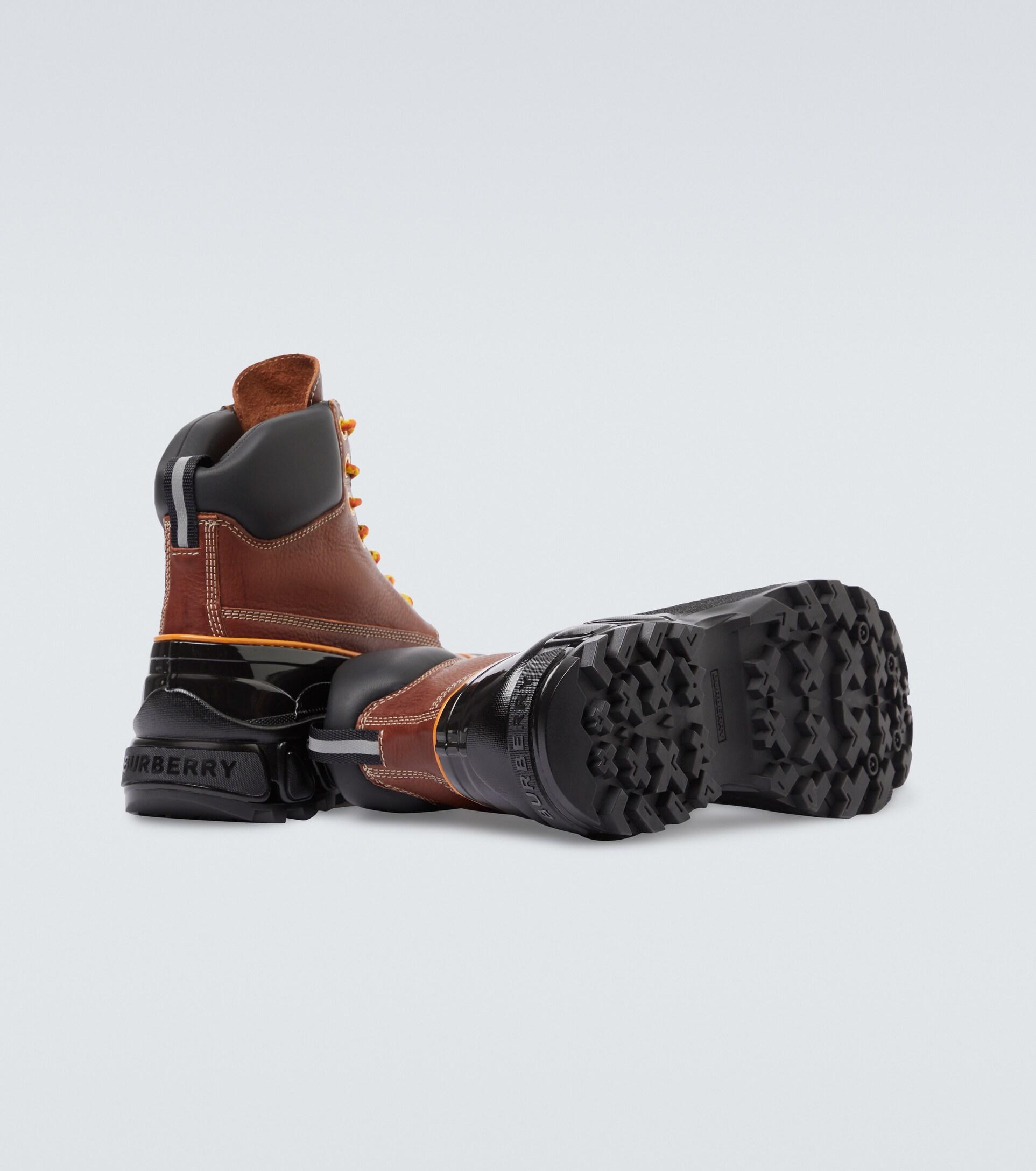 Burberry duck boots best sale