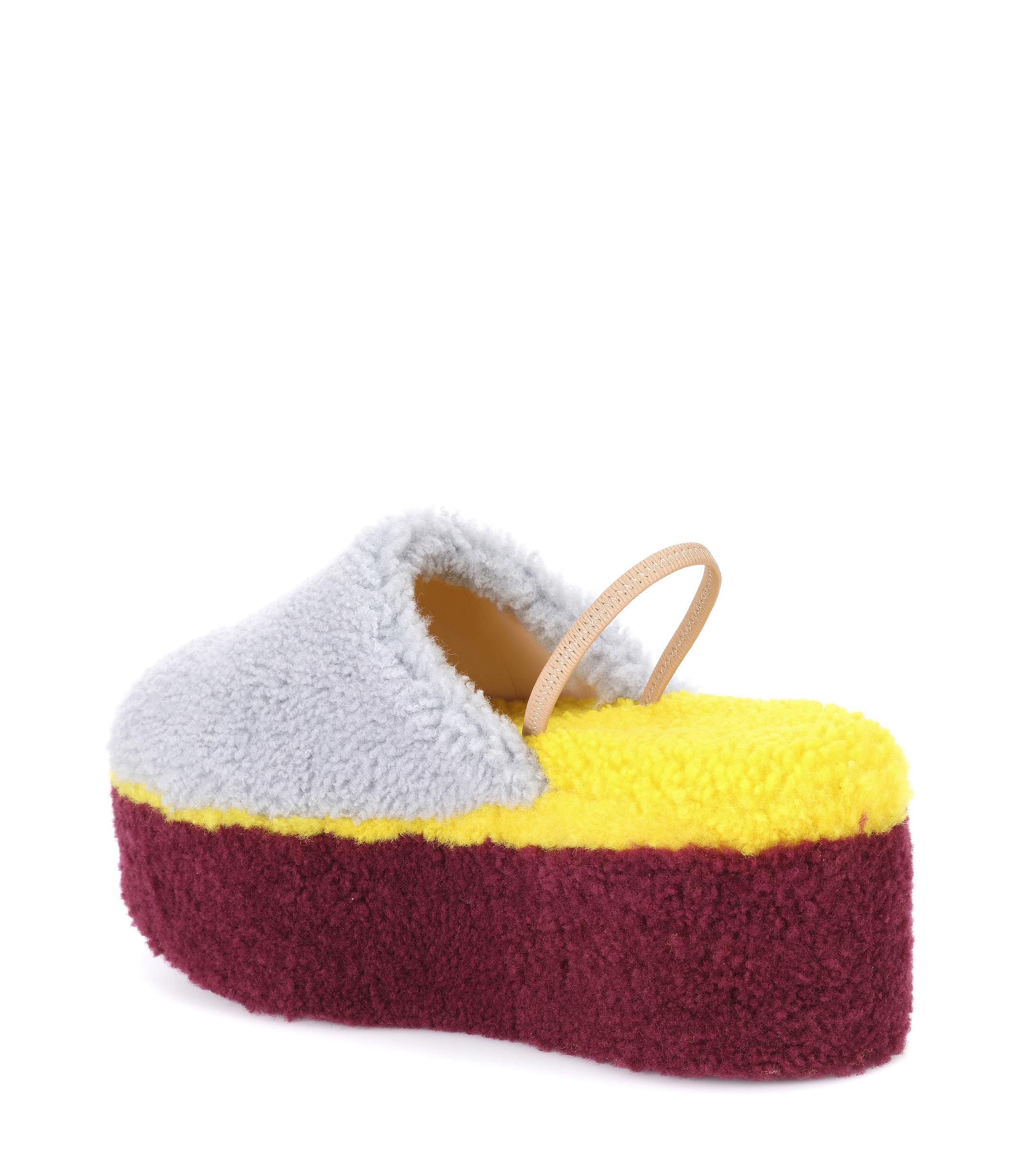 fendi flat slippers