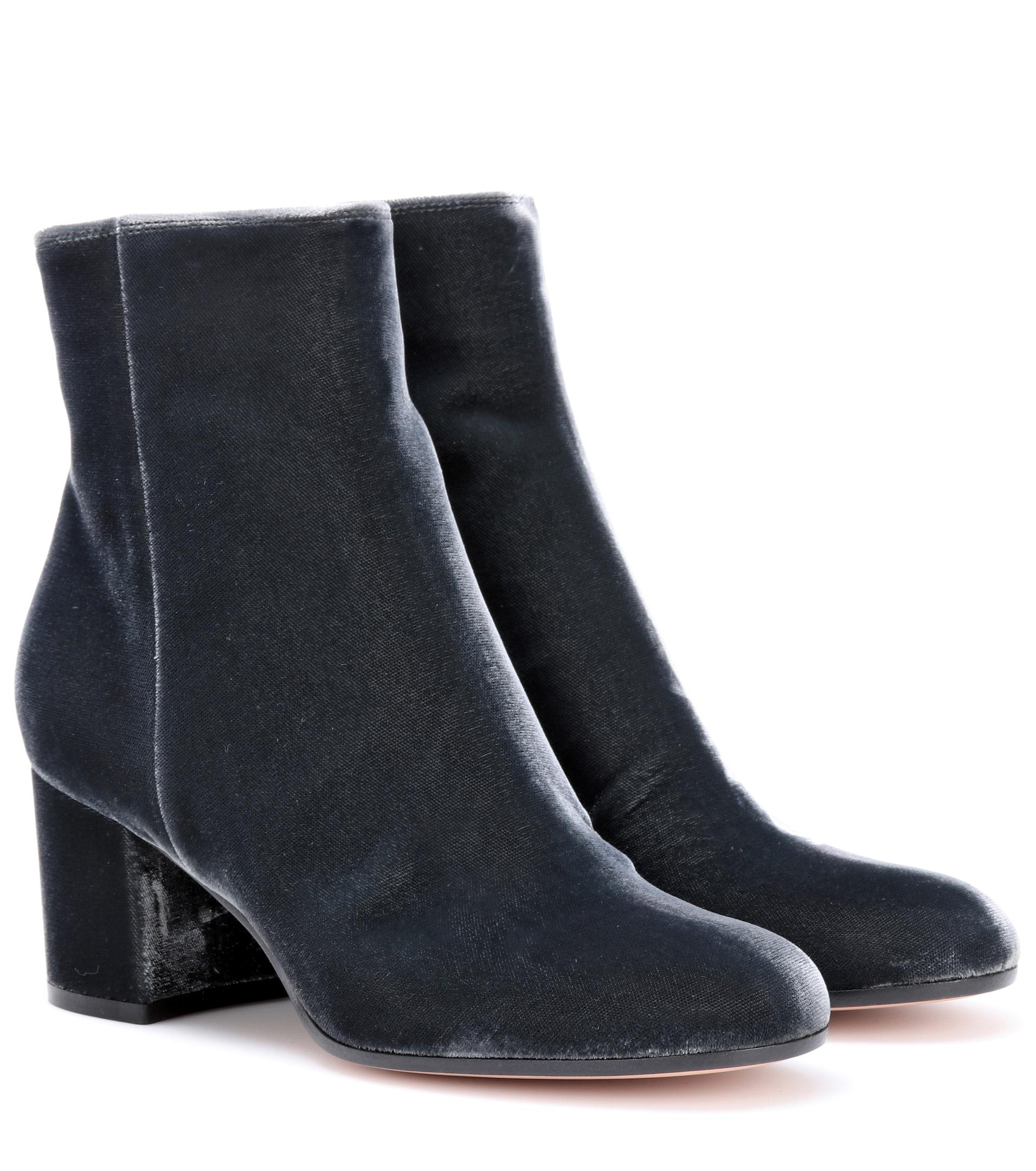 Gianvito Rossi Margaux Velvet Ankle Boots in Grey (Gray) - Lyst
