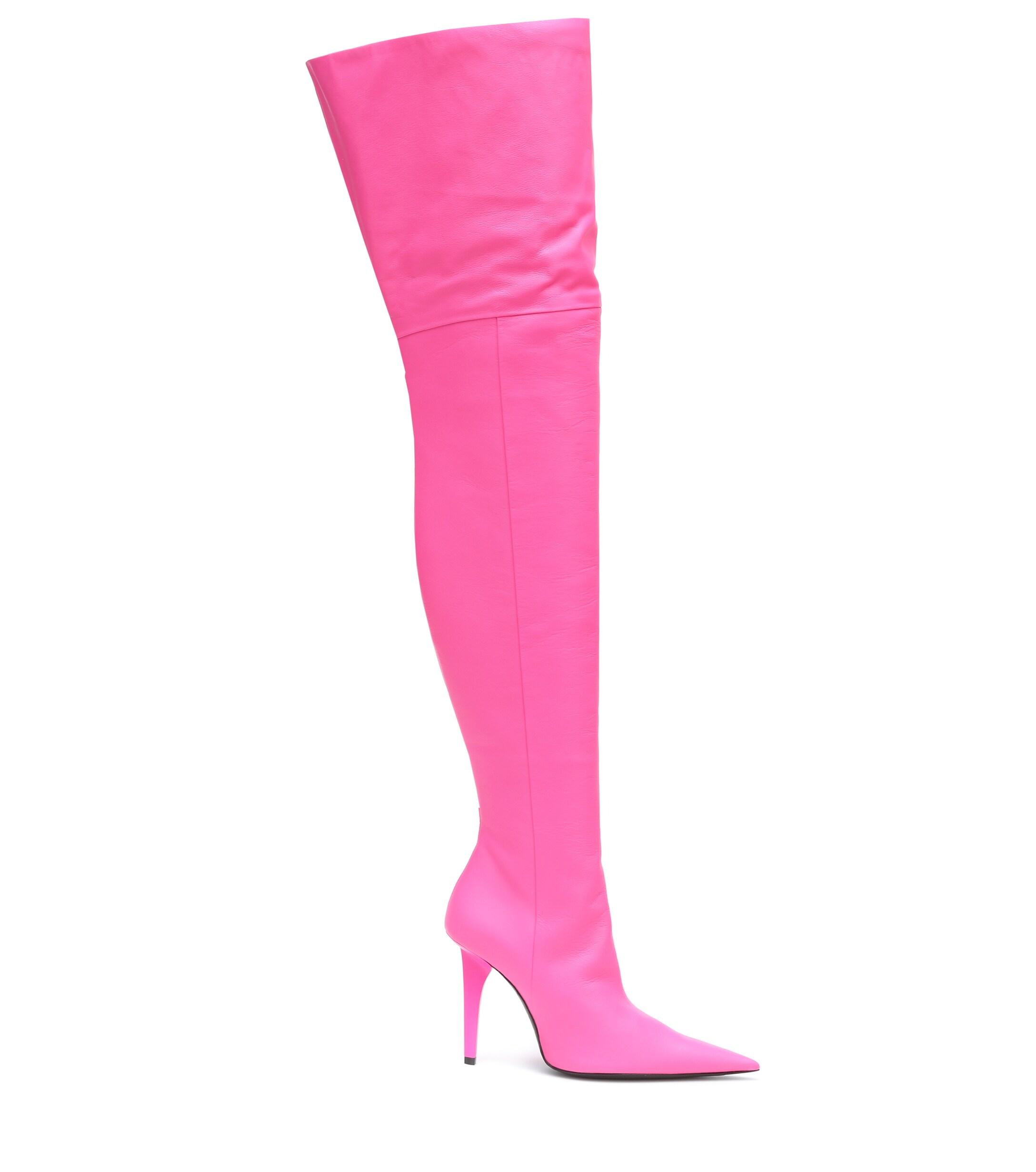 Chia sẻ hơn 53 về balenciaga boots pink  cdgdbentreeduvn
