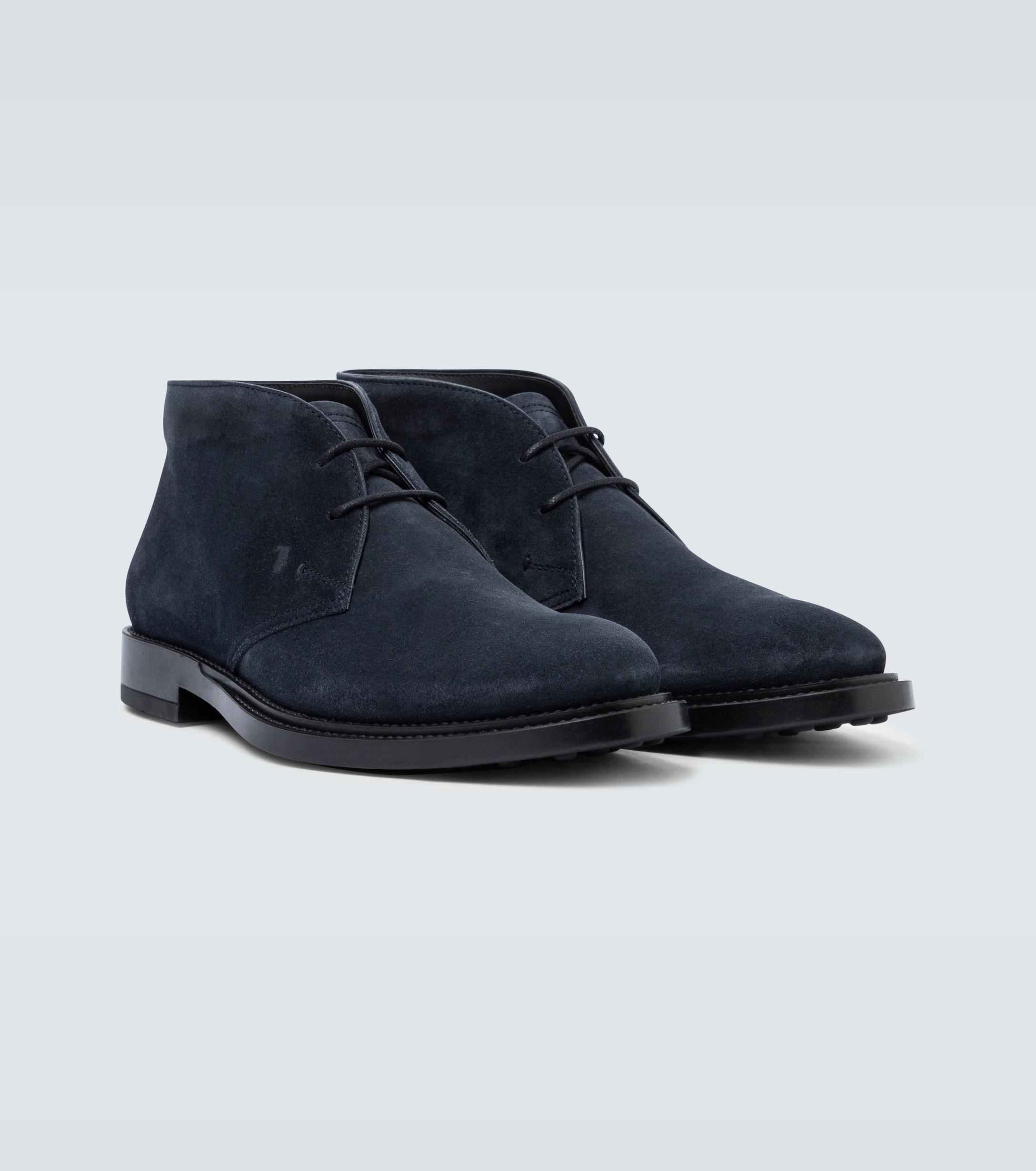 tod's desert boots in suede