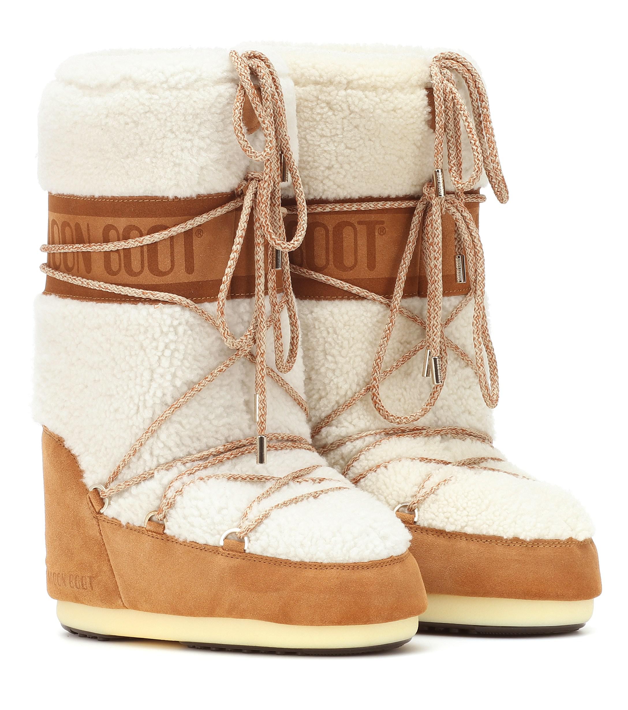 Megalopolis Ti år kit Moon Boot Classic Shearling Boots in White | Lyst