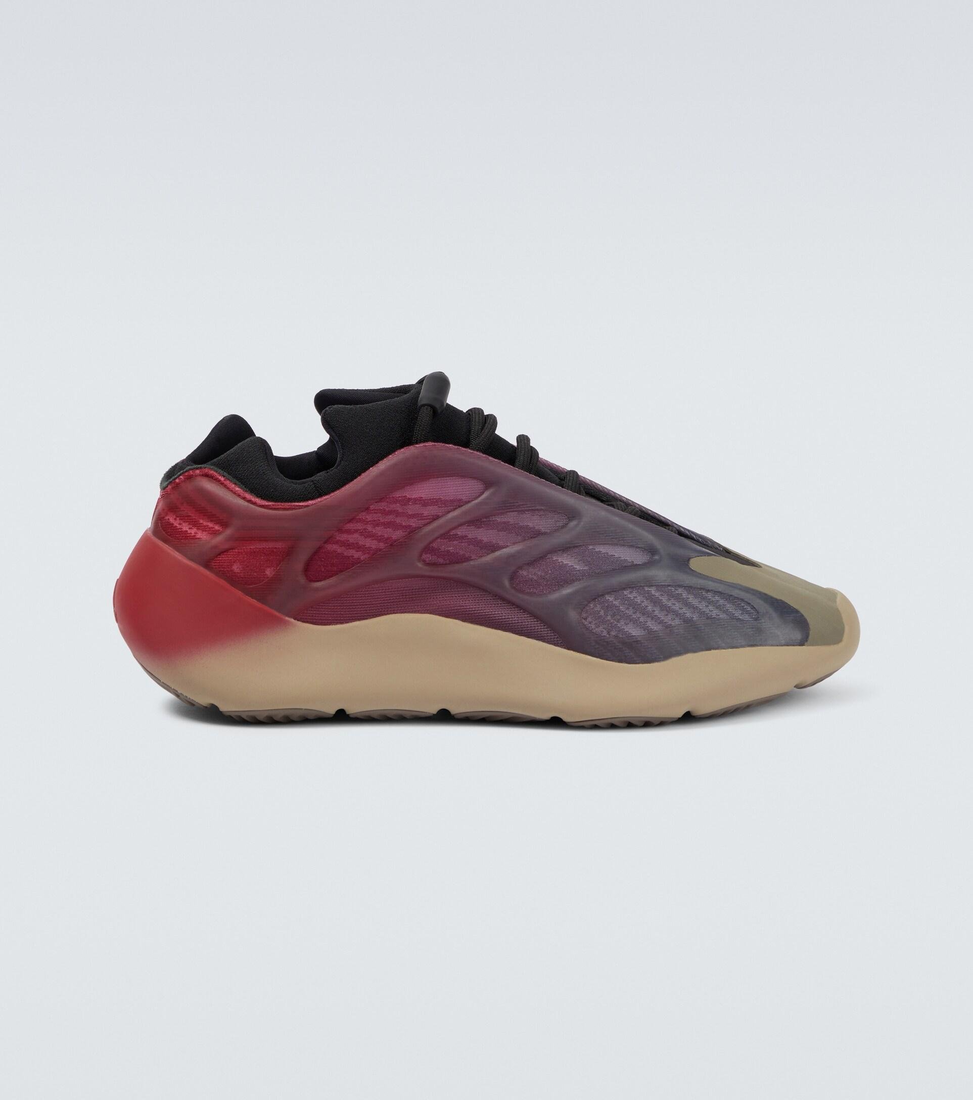 adidas Yeezy 700 V3 Arzareth Sneakers for Men | Lyst