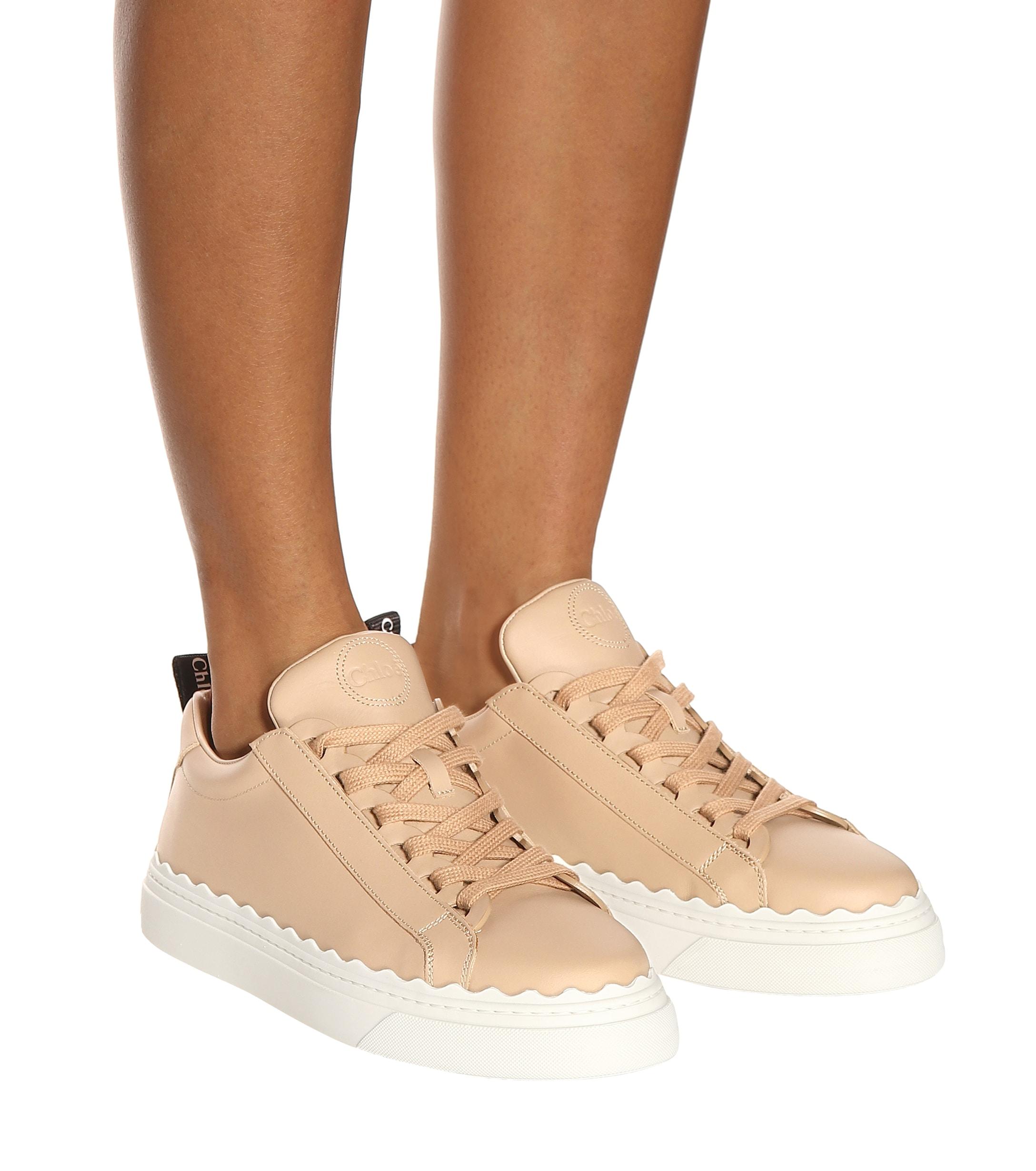 sneaker lauren