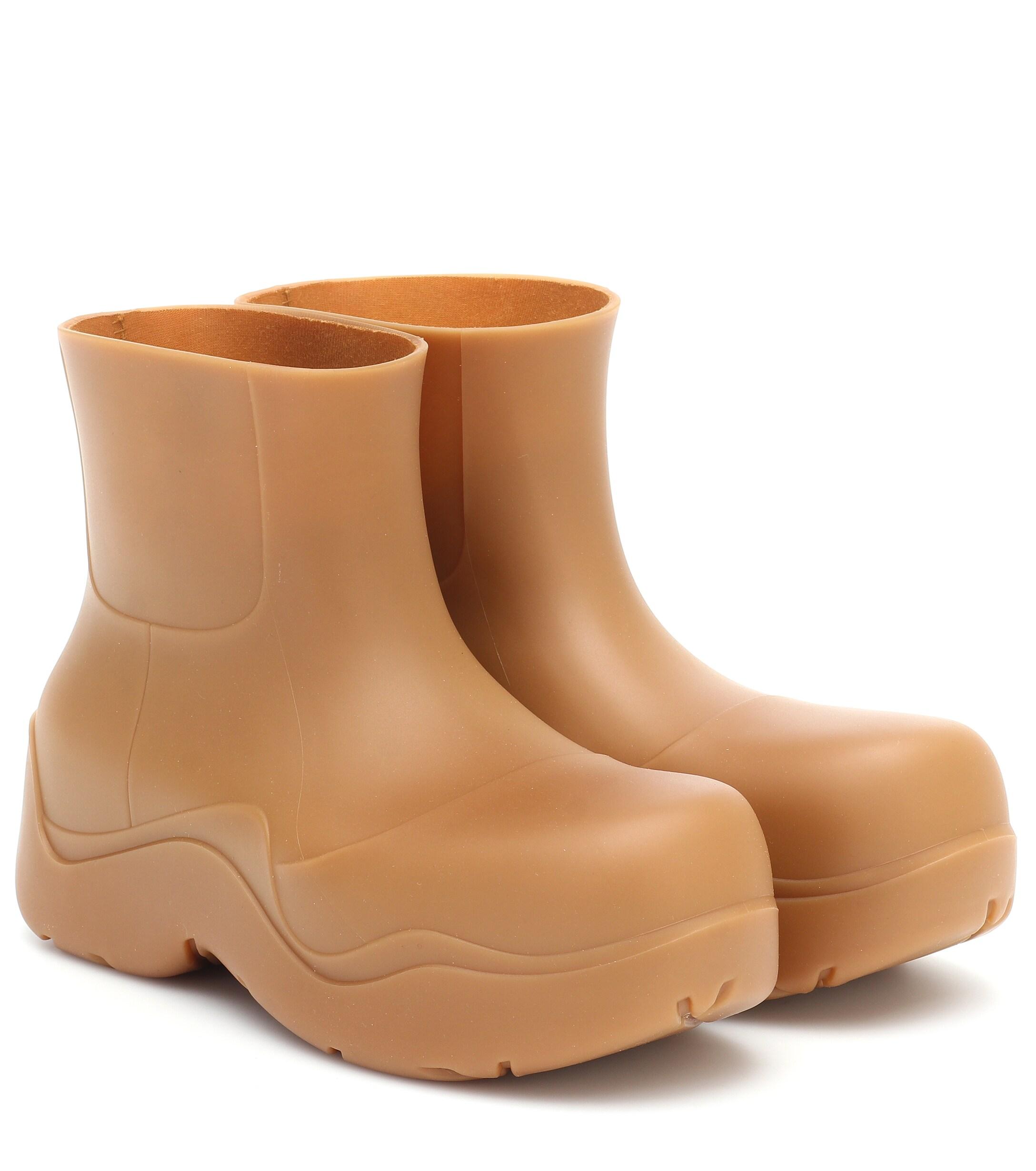 Bottega puddle boots review 