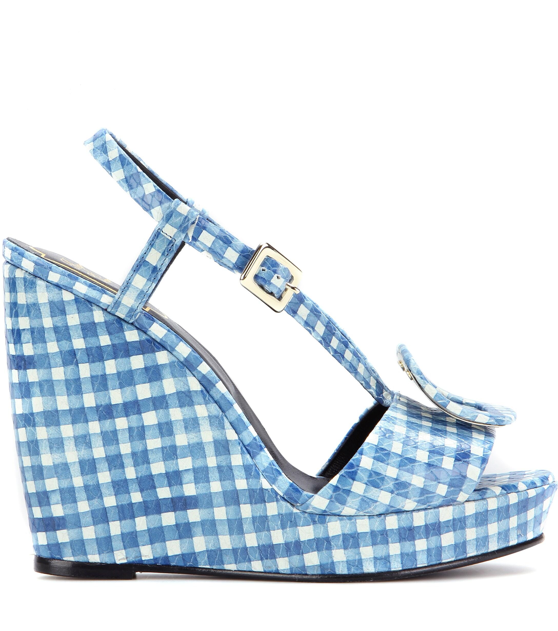 Roger Vivier Chips Printed Embossed Leather Wedge Sandals in Blue ...
