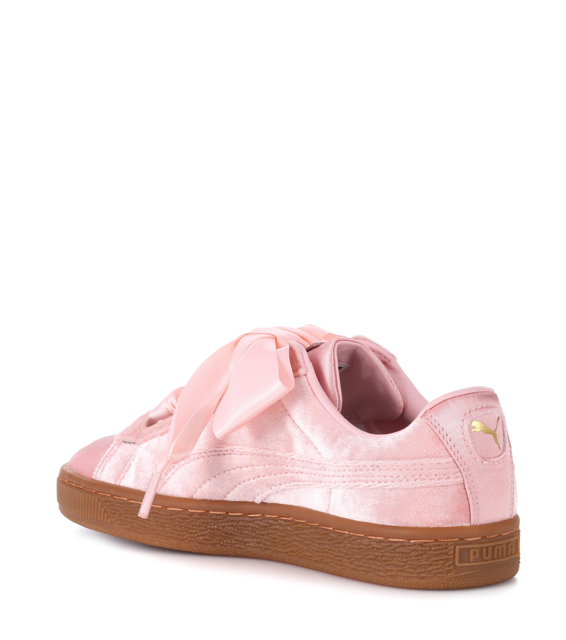 PUMA Basket Heart Sneakers In Pink Velvet | Lyst