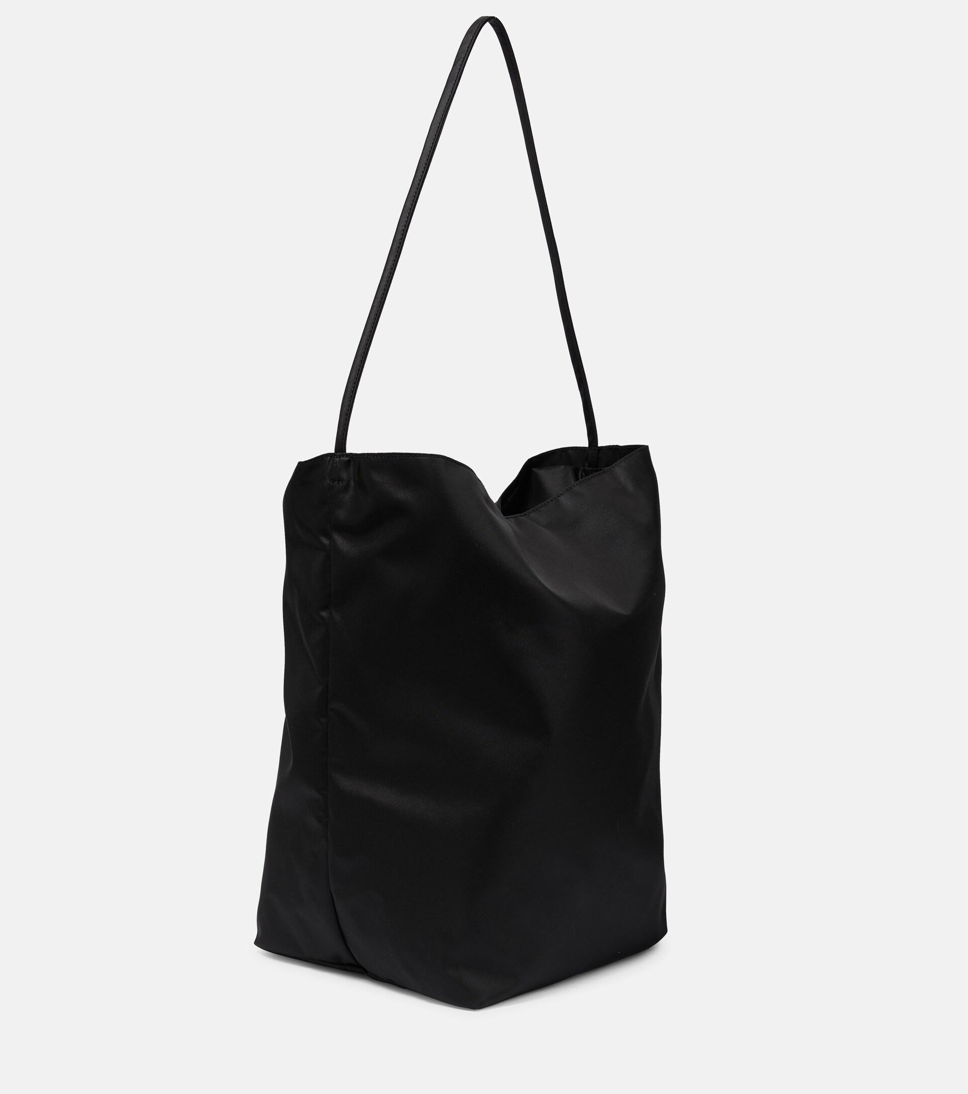 The Row Park Large Nylon Tote Bag in Black | Lyst