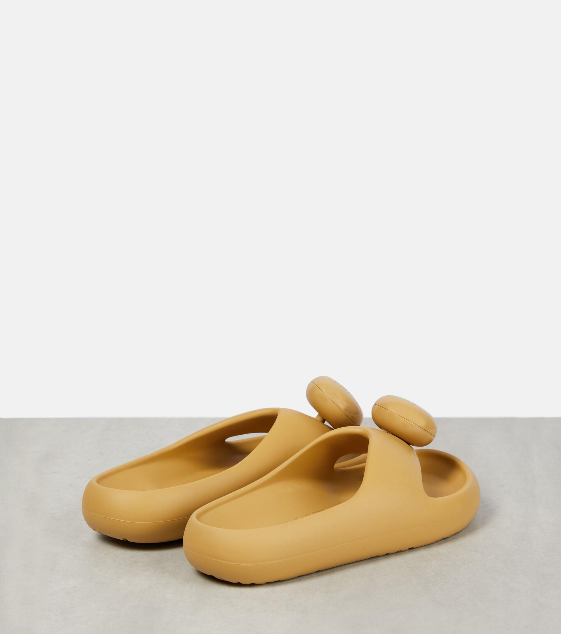 Loewe Paula's Ibiza Bubble Rubber Thong Sandals in Natural | Lyst