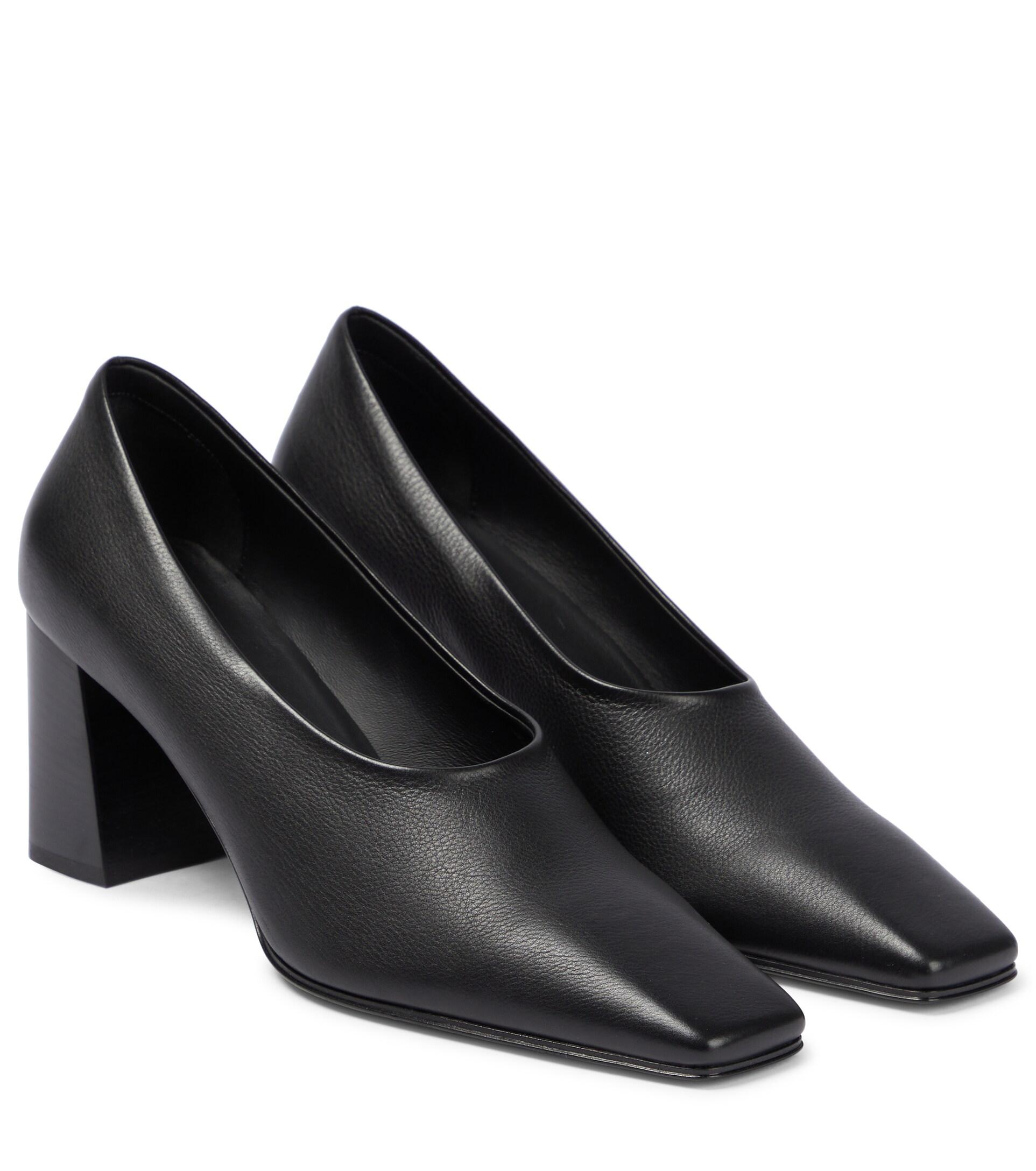 loafer pumps black