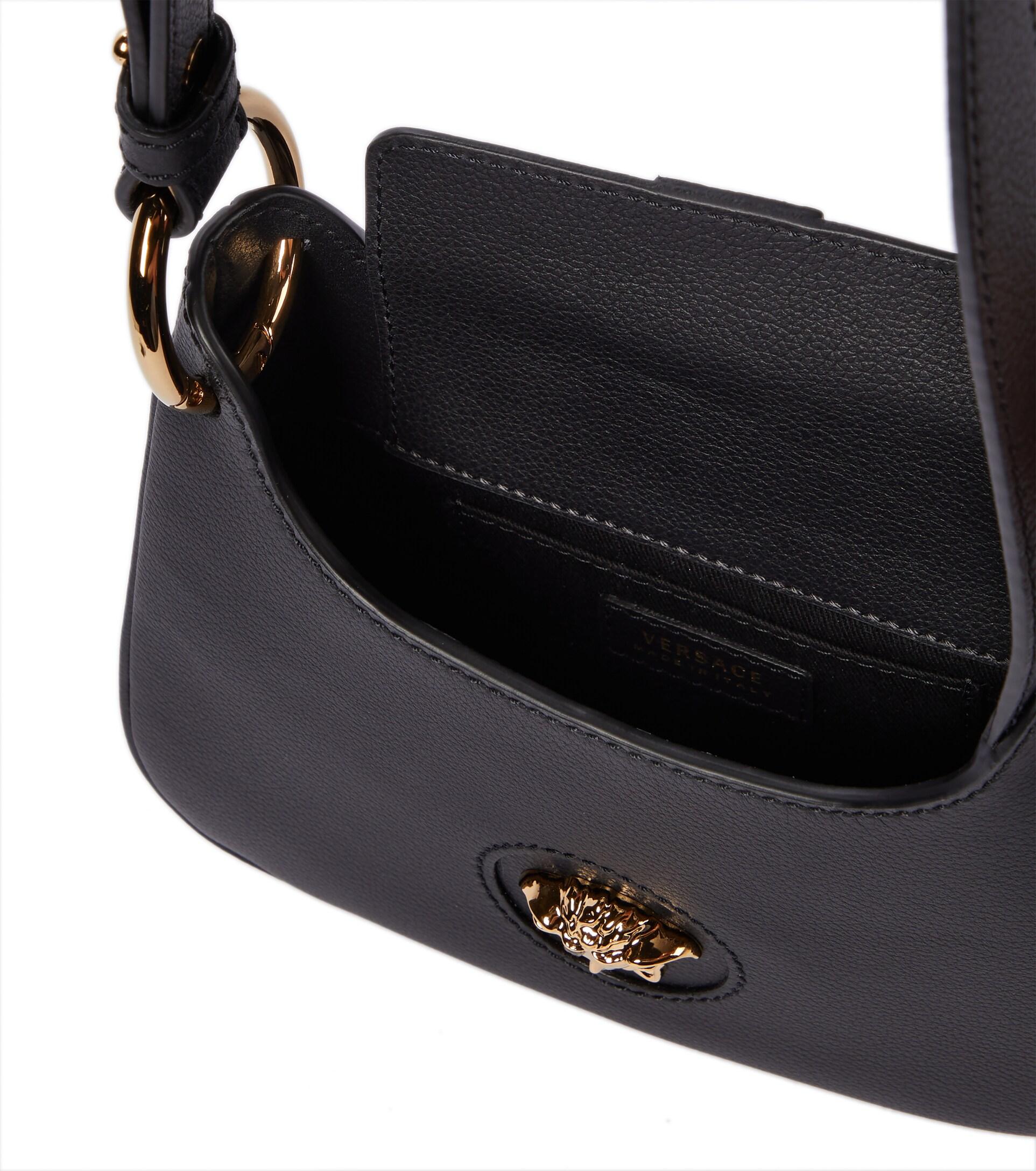 Save 51% Womens Shoulder bags Versace Shoulder bags Versace Leather La Medusa Crossbody Bag in Black 