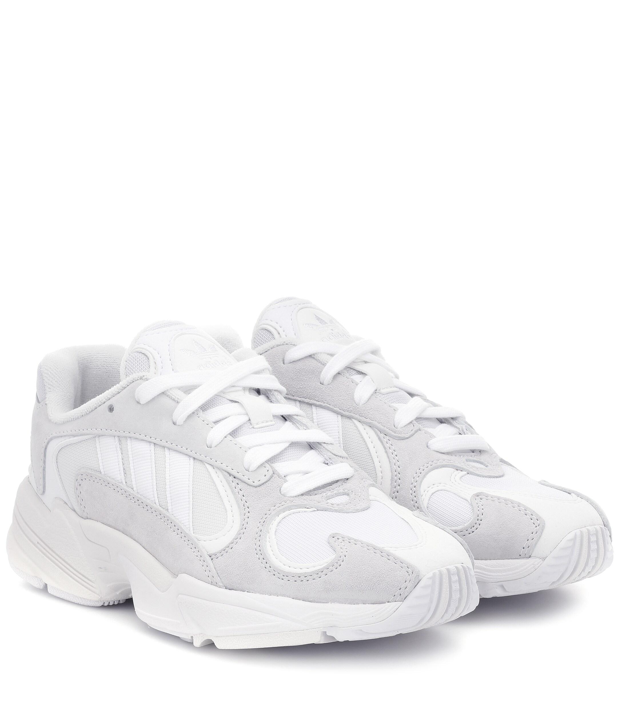 adidas Yung-1 Suede Sneakers in White | Lyst شنط كبلنج
