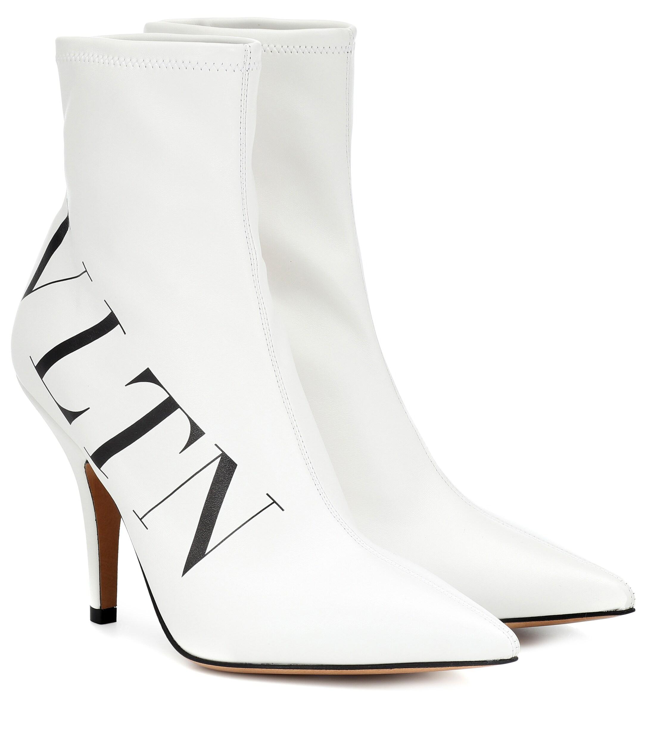 vltn sock boot
