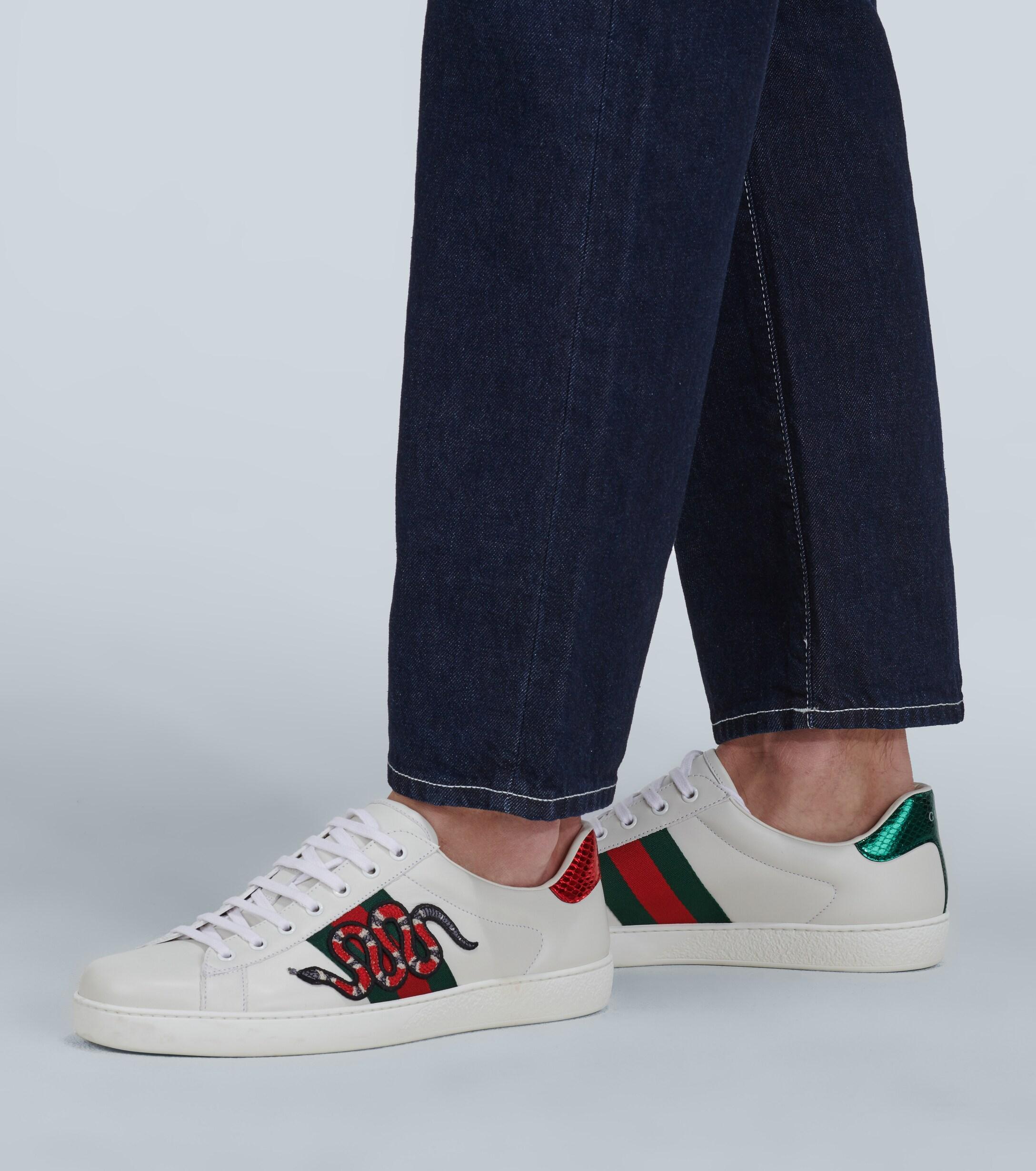 Gucci Leather Ace Embroidered Sneaker in White for - Save 45% - Lyst