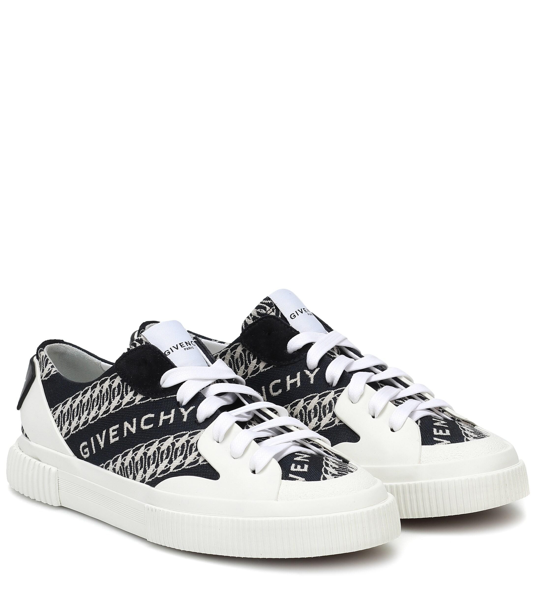 givenchy low sneakers in canvas