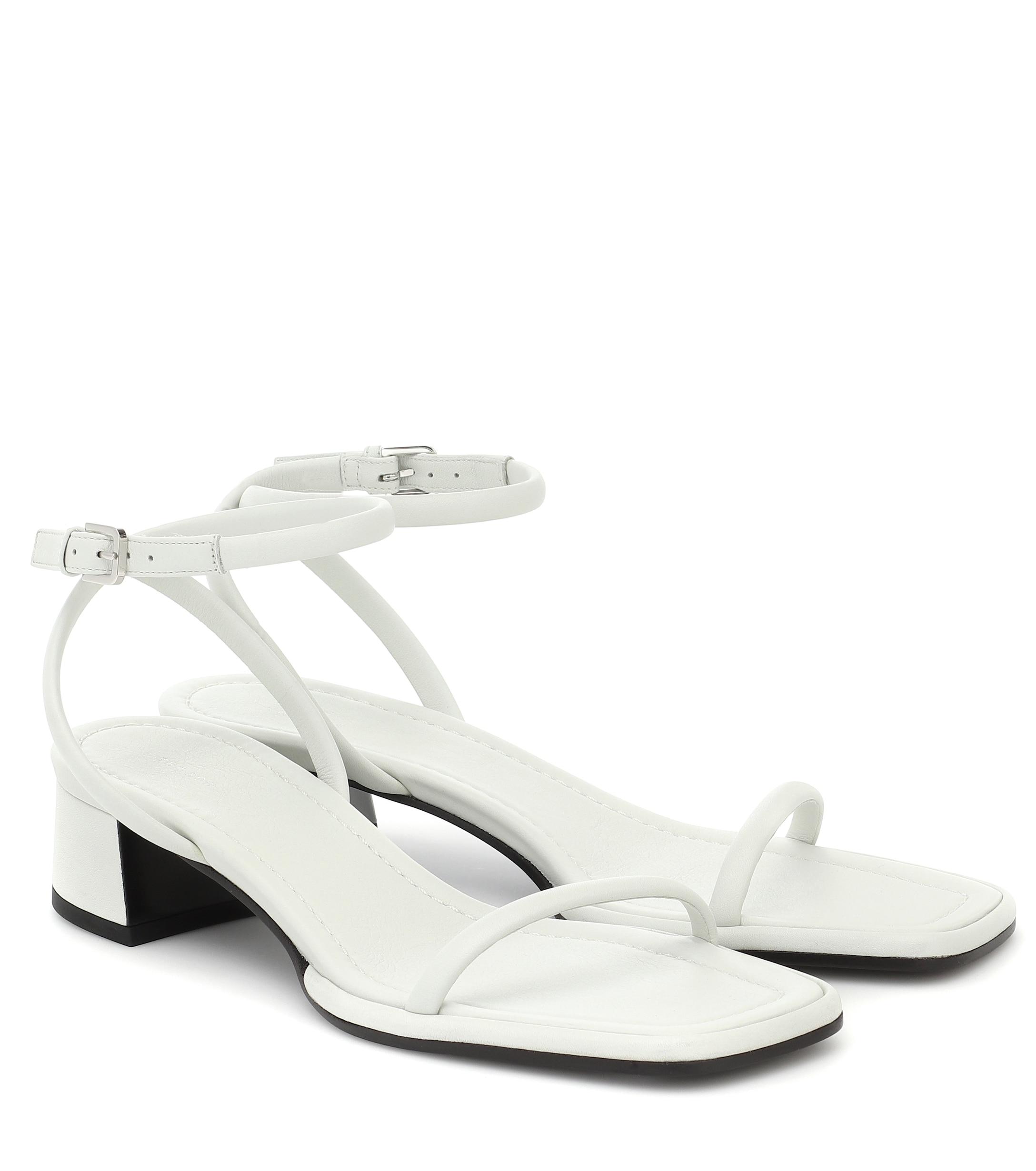 未使用☆THE ROW KATE SANDAL LOW HEEL レザー 未使用☆THE ROW KATE SANDAL LOW HEEL レザー