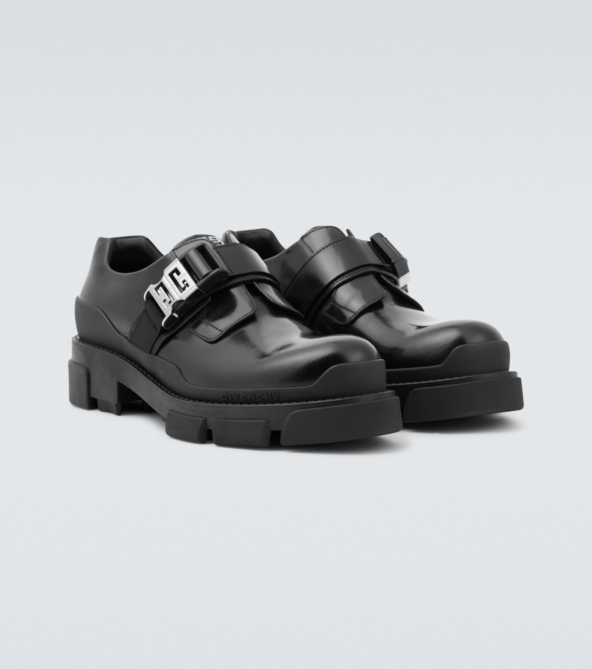 Givenchy Terra Leather Derby Shoes in Black for Men | Lyst