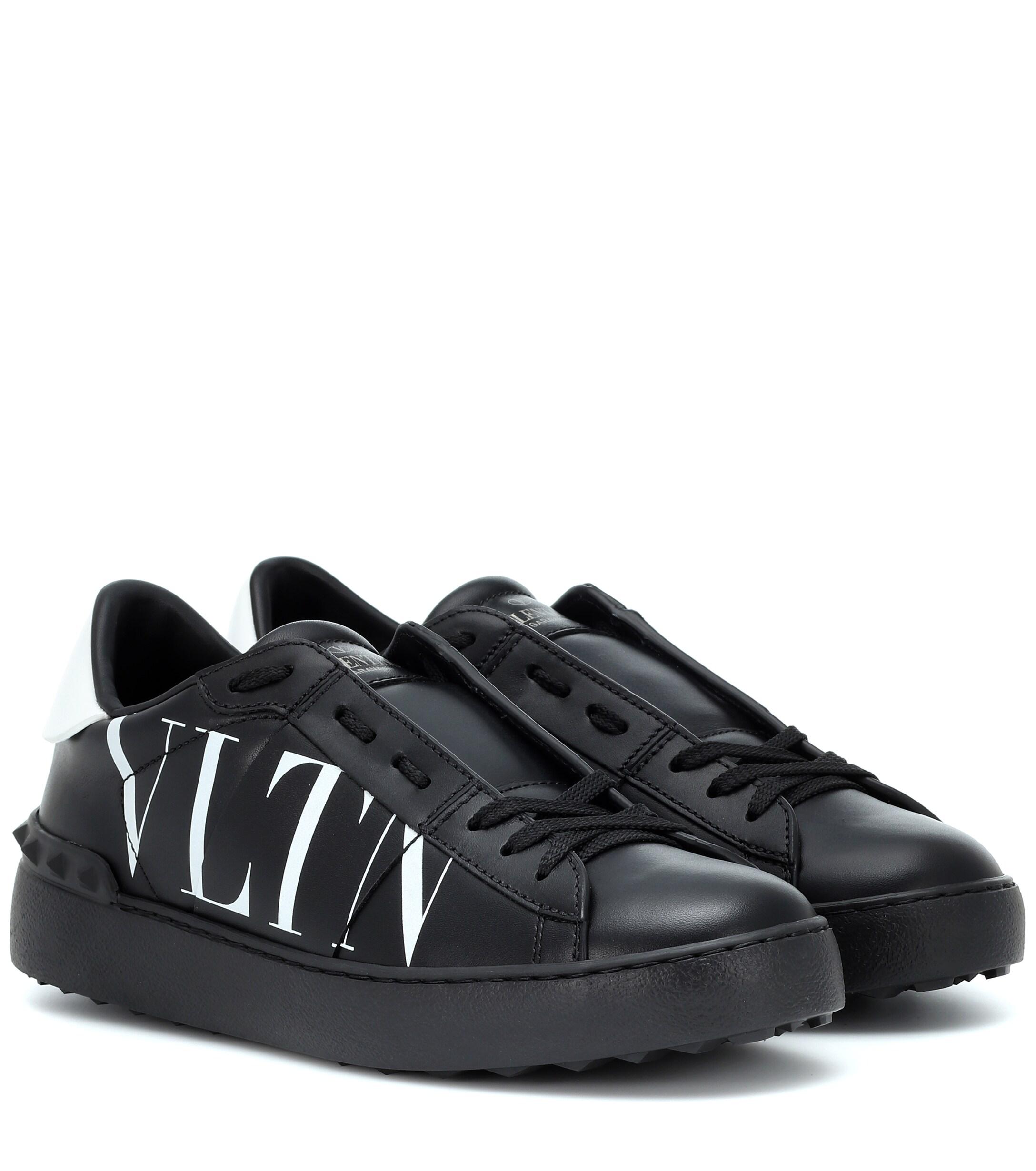 Valentino Garavani Leather Rockstud Vltn Open Sneakers Black - Lyst