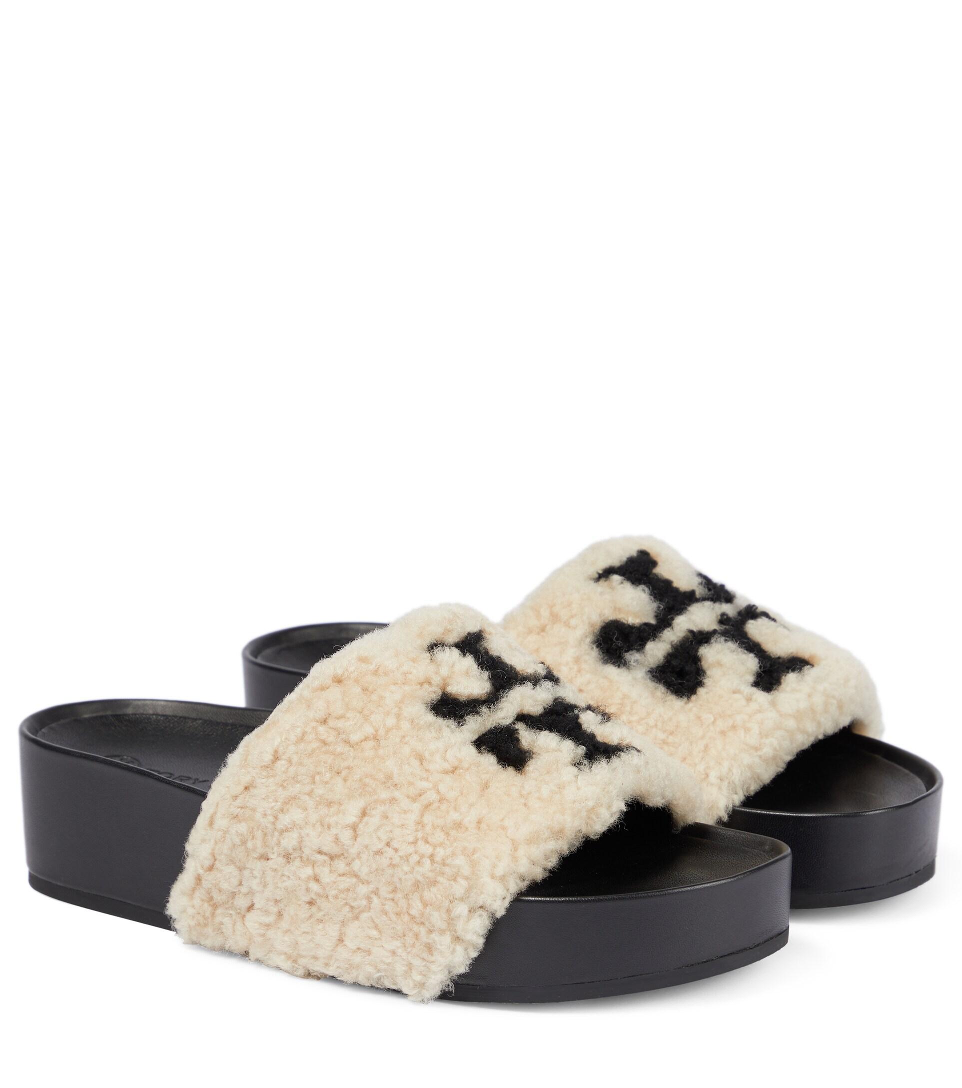 Tory Burch Double T Shearling Platform Slides in Black | Lyst