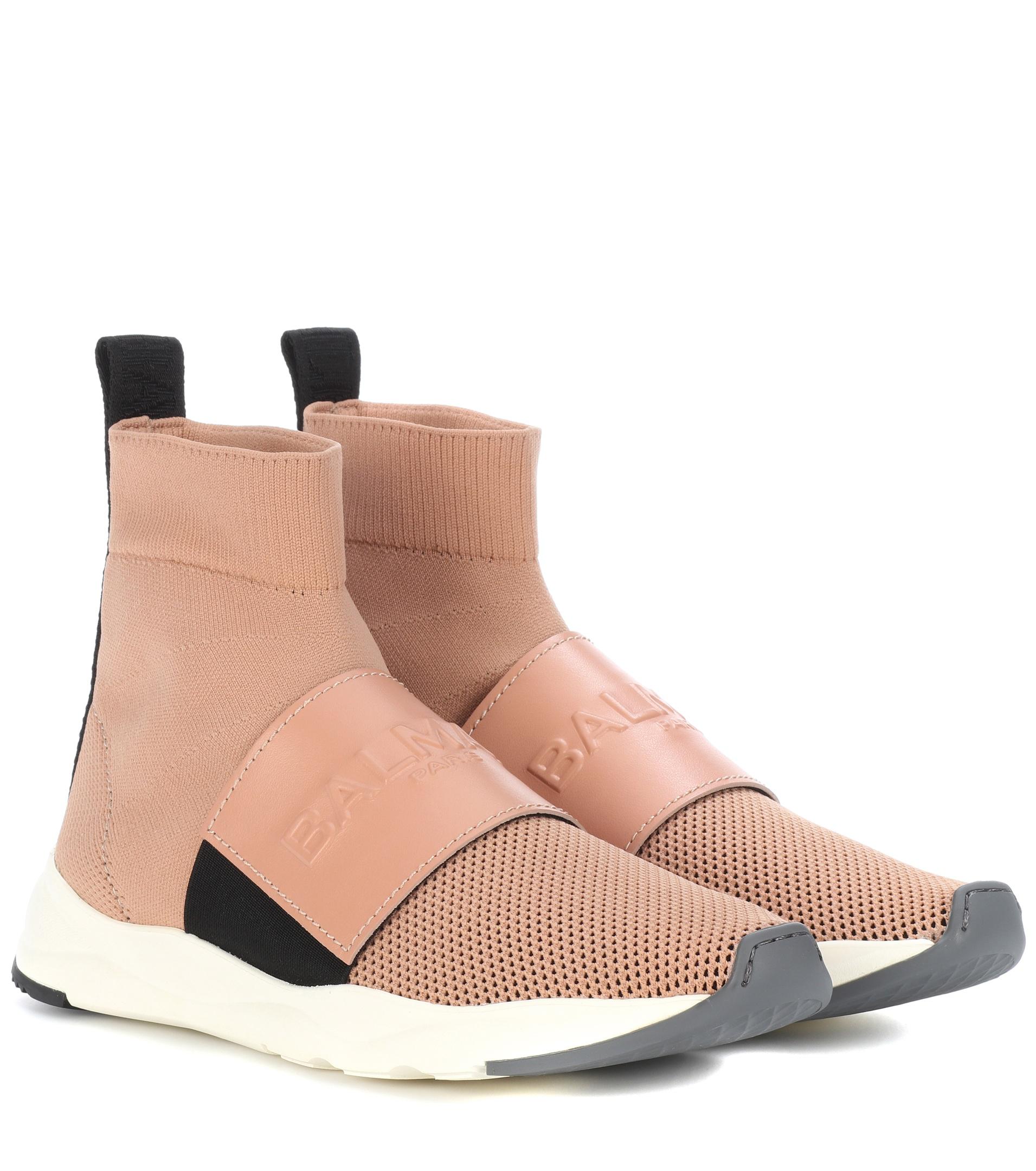 nova slip on sneaker
