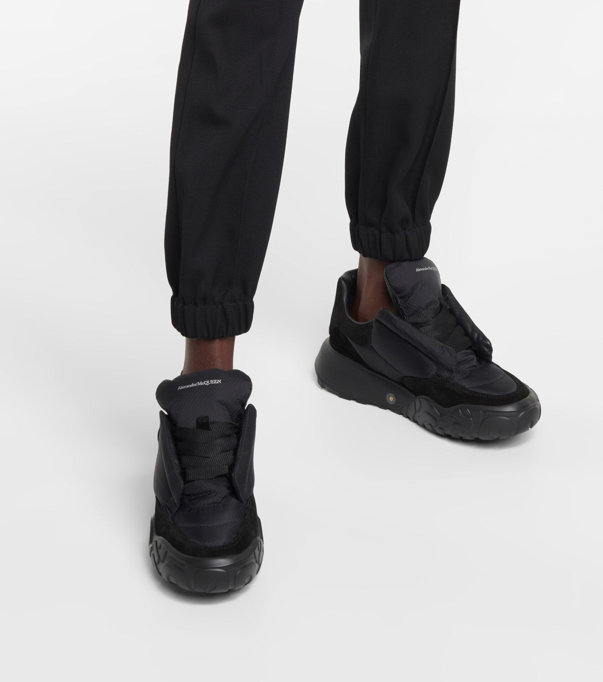 Alexander McQueen Puffy Suede-trimmed Sneakers in Black | Lyst