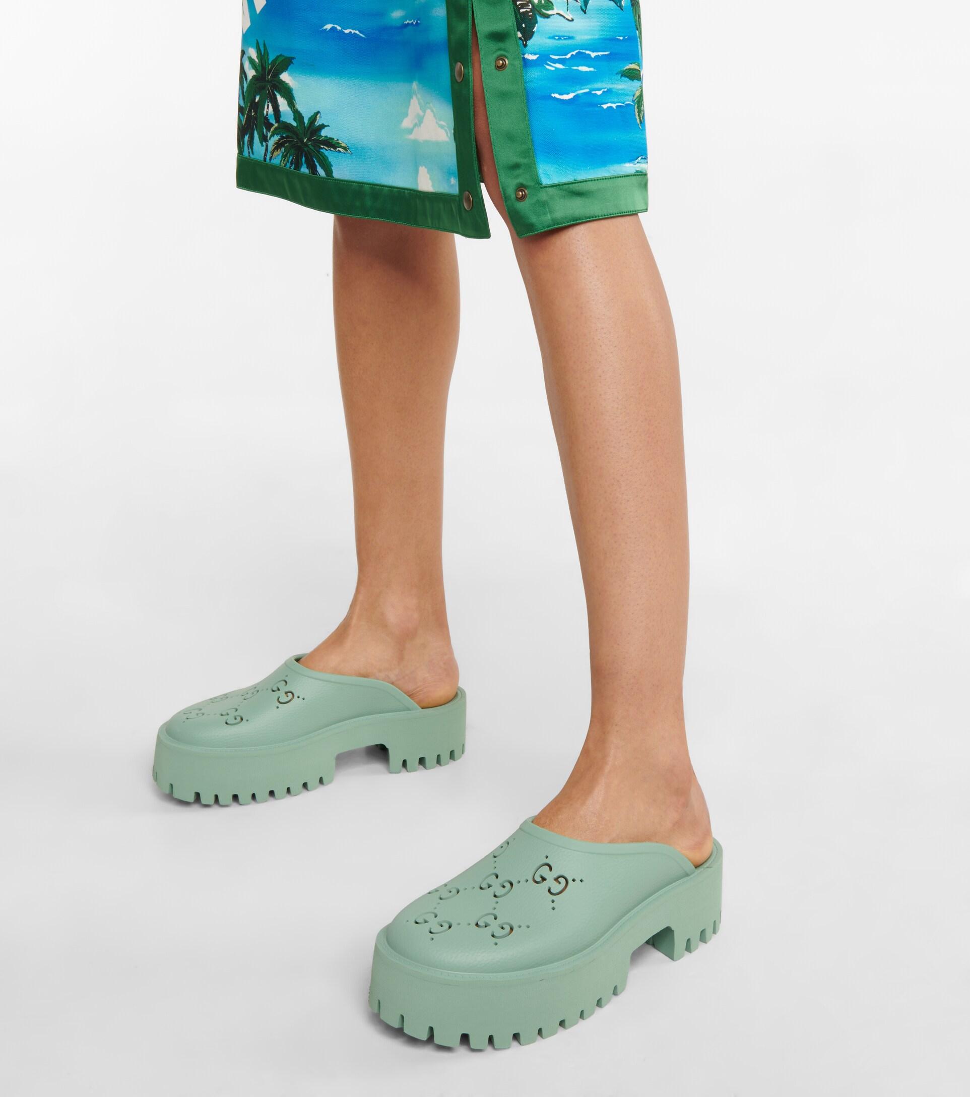 Gucci GG Rubber Clogs in Green | Lyst