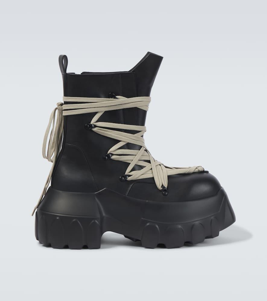 靴 Rick Owens BOZO TRACTOR MEGALACE BOOTS Rick Owens Megalace Mega Tractor Lace-Up Boots in Black for Men | Lyst