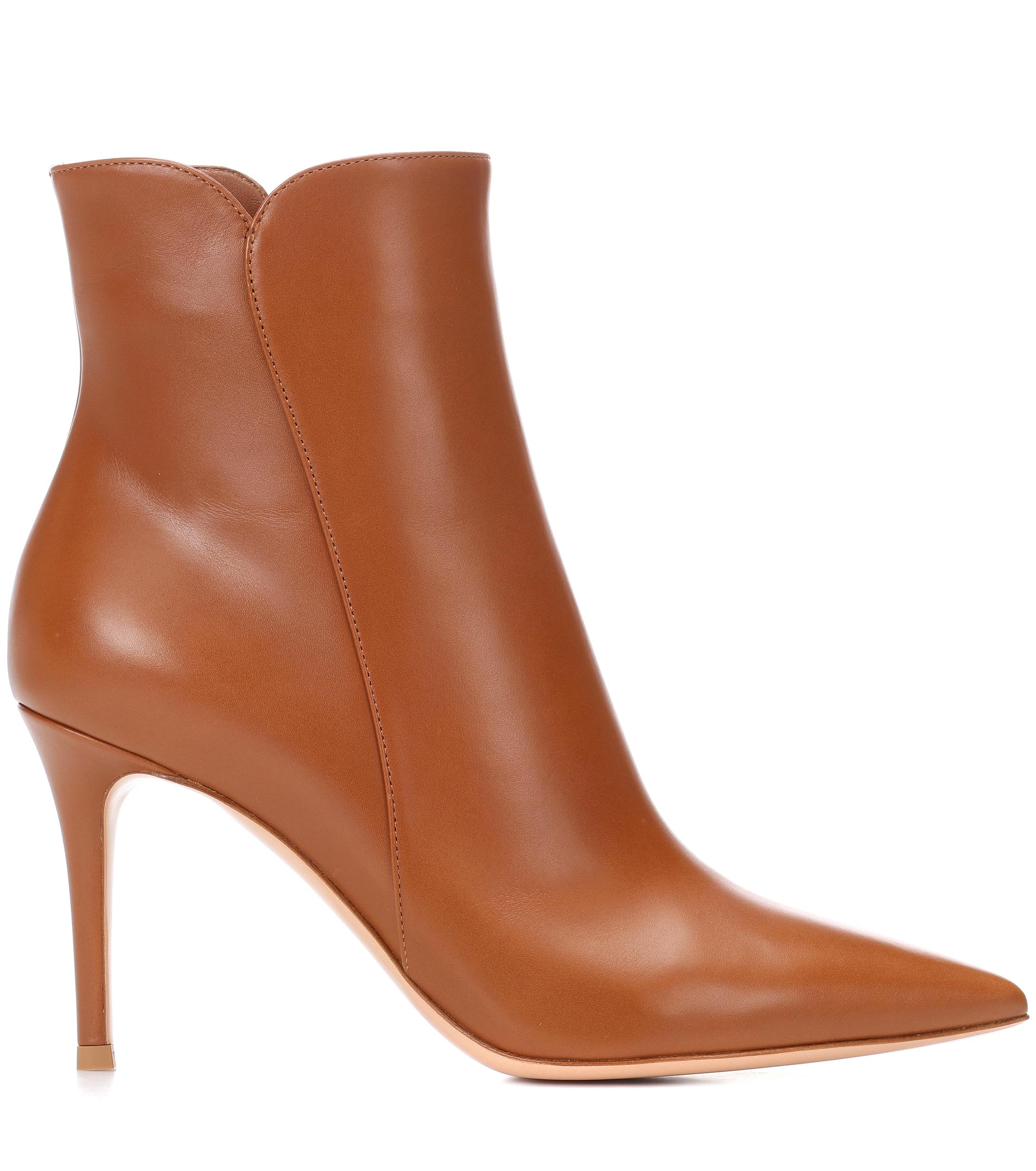 Gianvito Rossi Levy 85 Leather Ankle Boots in Brown - Lyst