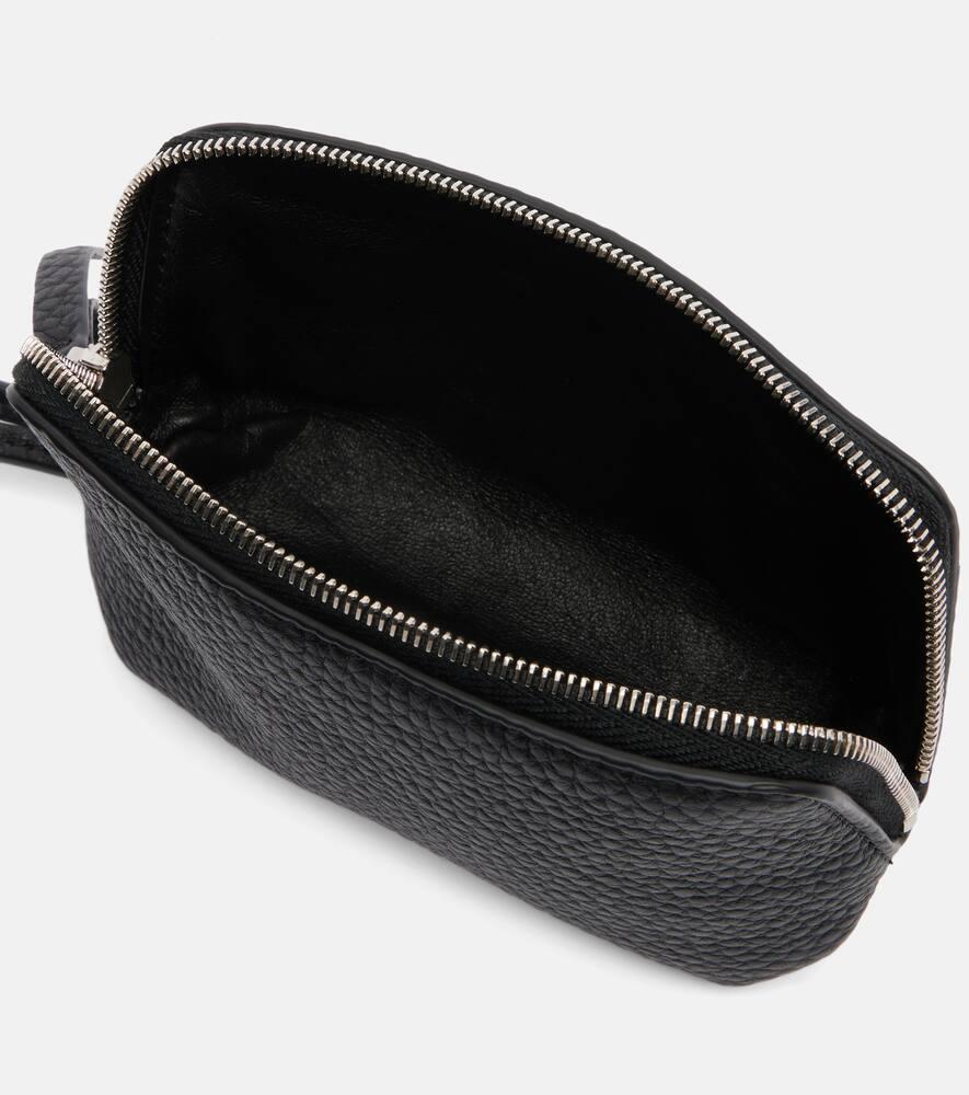 バッグ THE ROW Owen Pouch Grain Leather black THE ROW Owen Small Pouch Bag in Grain Leather - Bergdorf Goodman