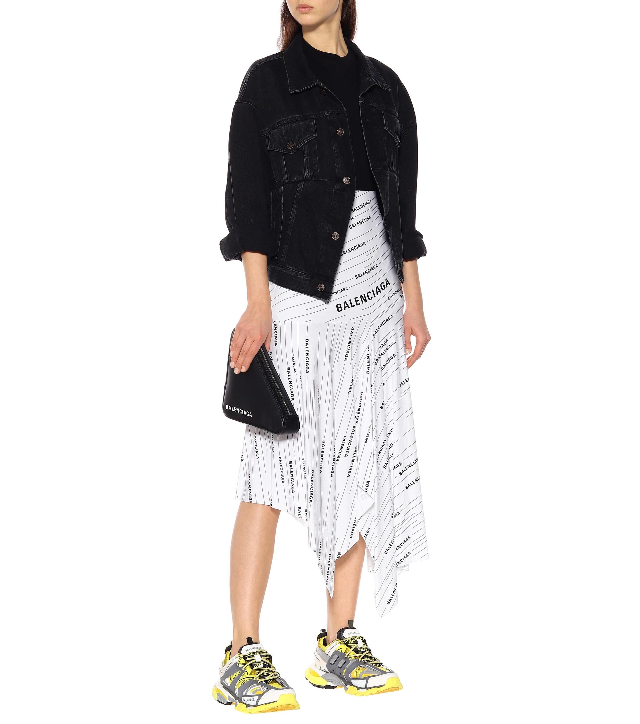 balenciaga runners with shorts