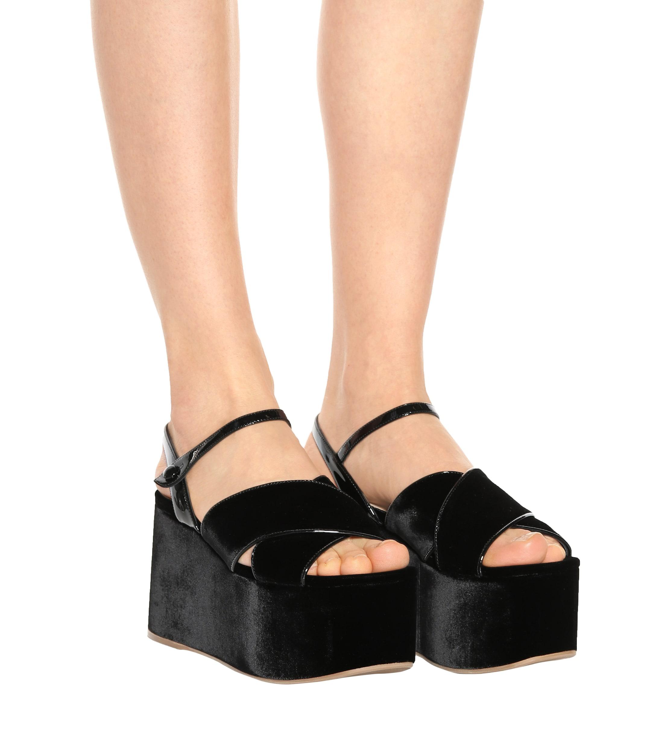 wedge sandals for bunions