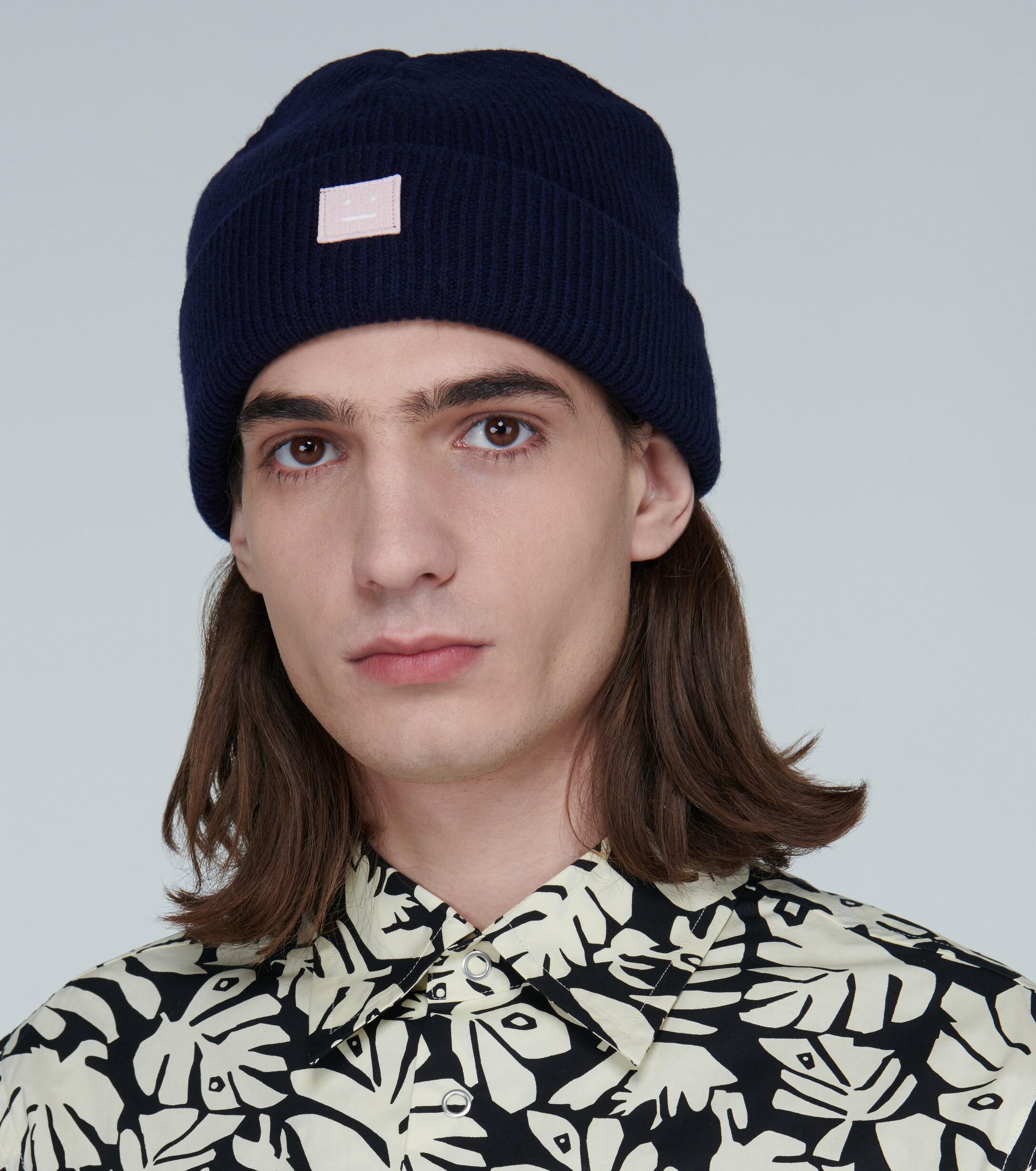 Acne Studios Kansy Beanie in Navy,Pink 