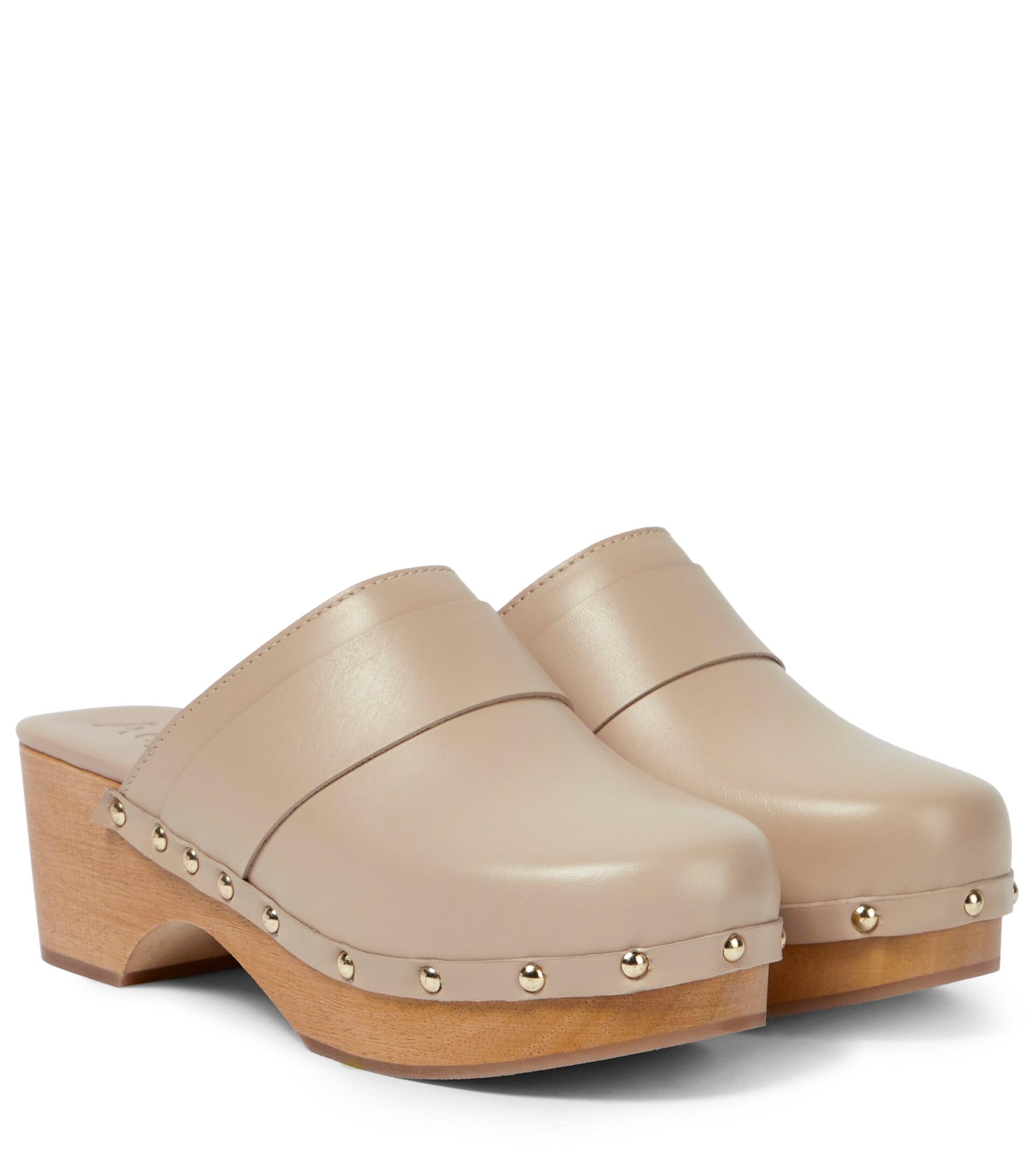 Aeyde Bibi Leather Clogs in Brown | Lyst