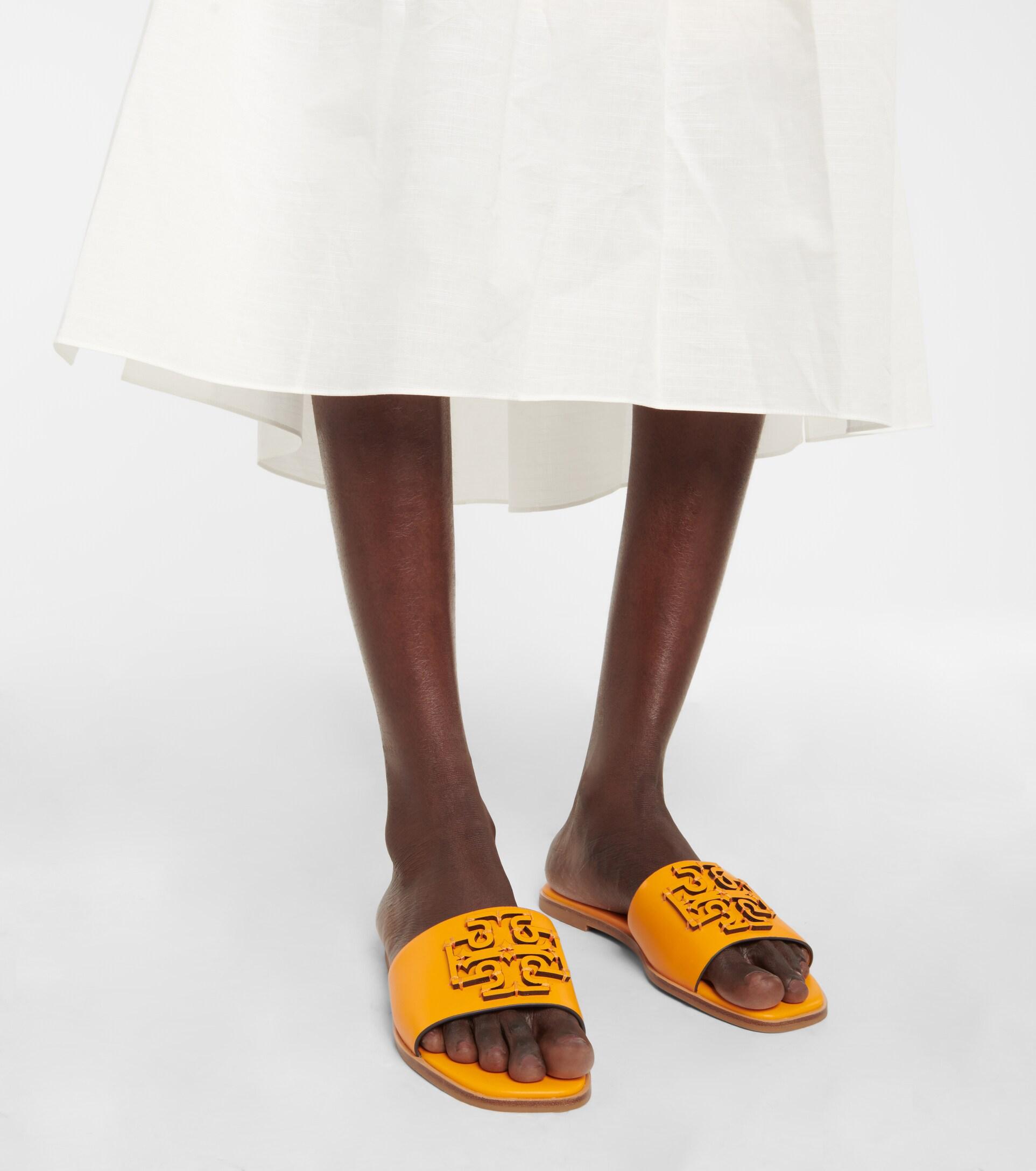 Tory Burch Ines Leather Slides in Yellow | Lyst
