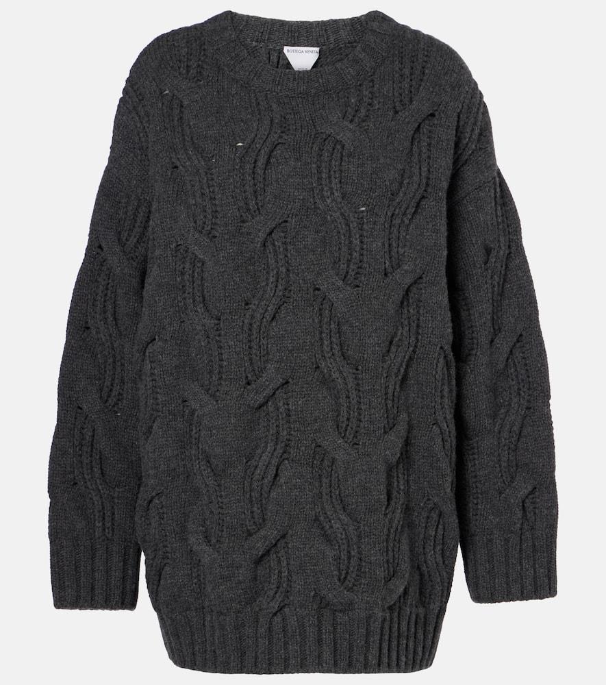 Bottega Veneta Black Wool Sweater V-Neck | IsuiT