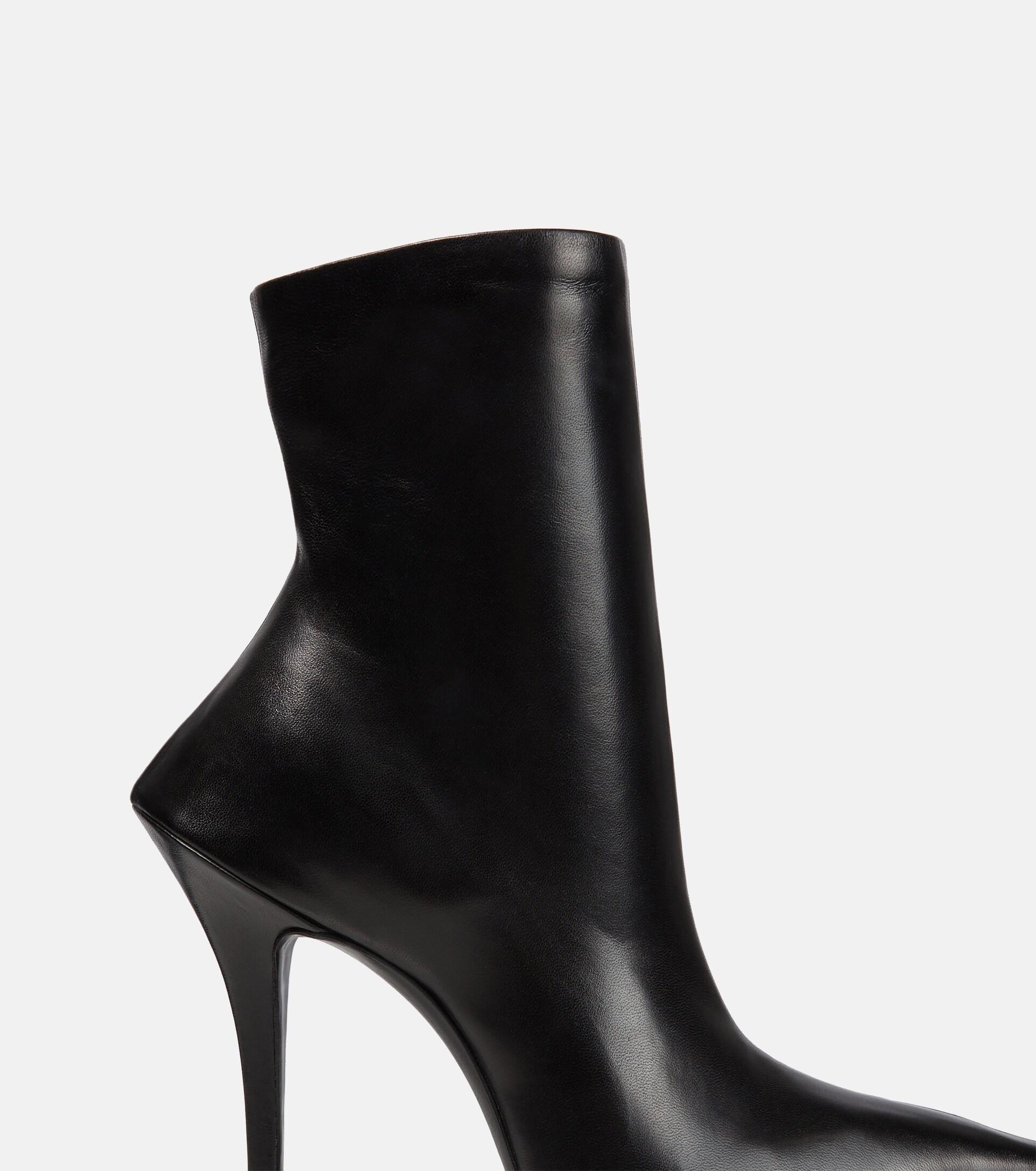 Balenciaga Witch 110 Leather Ankle in Black | Lyst