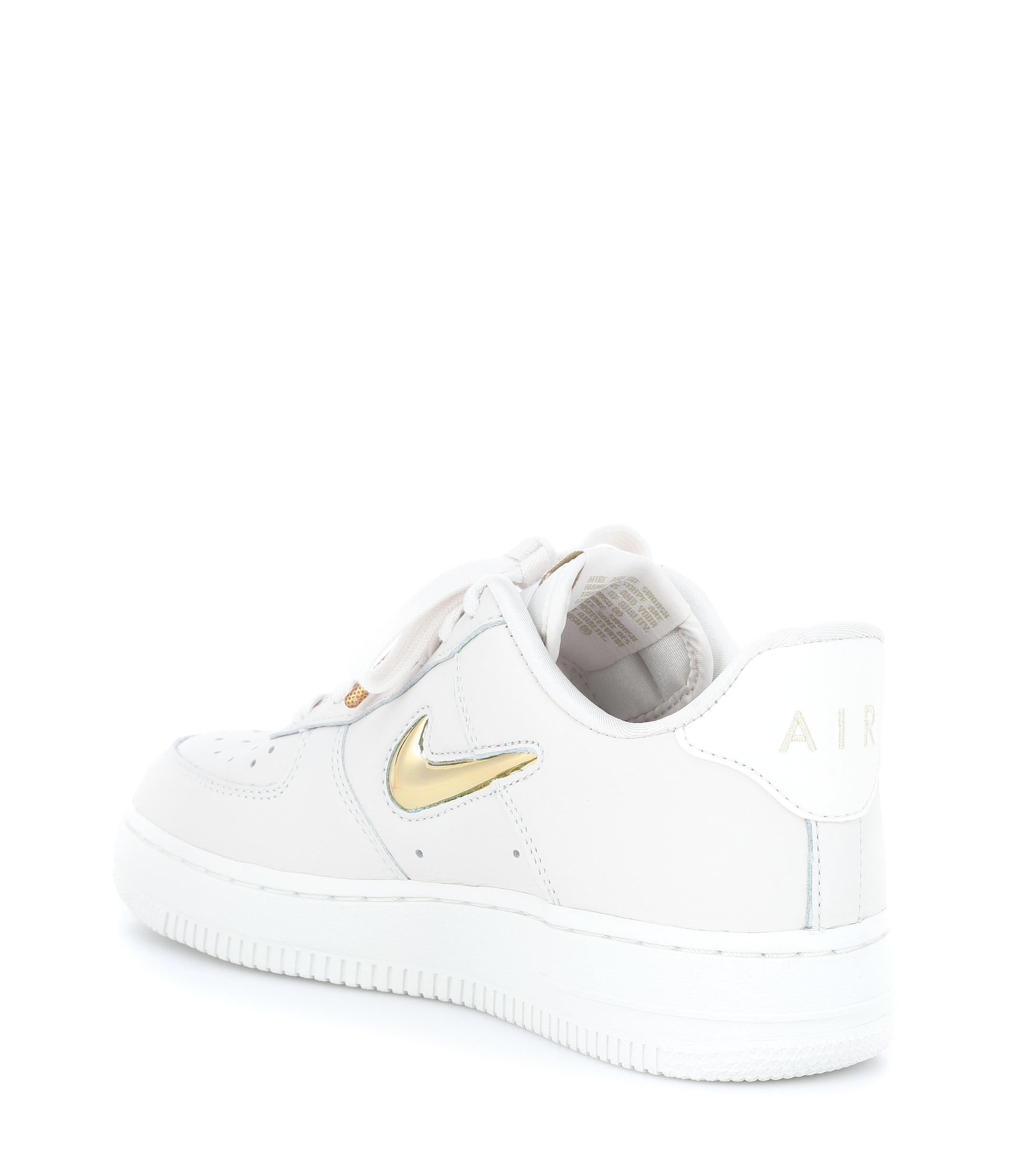 Nike Air Force 1 '07 Premium Lx Sneakers in White | Lyst