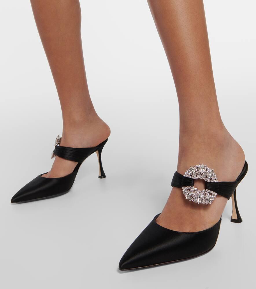 Manolo Blahnik Maiduguri 90 Satin Mules in Black | Lyst