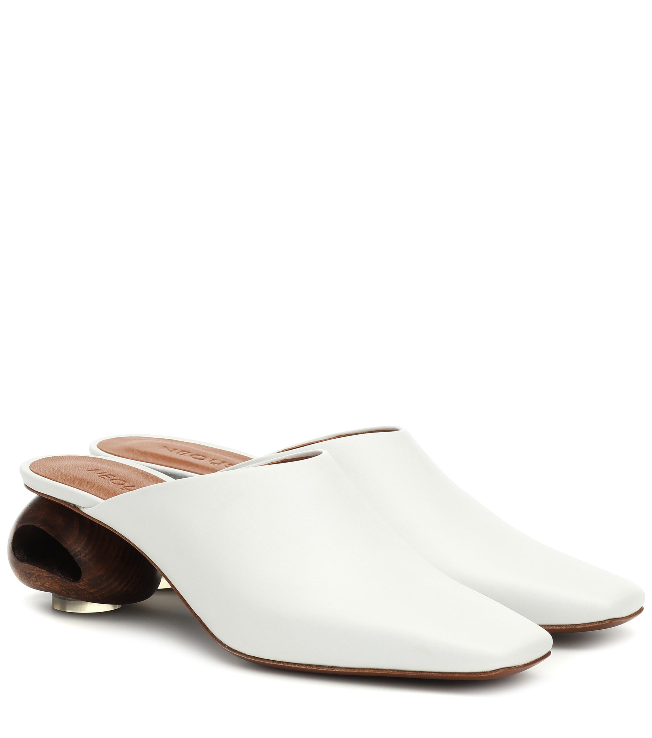 Neous Sobralia Leather Mules in White - Lyst