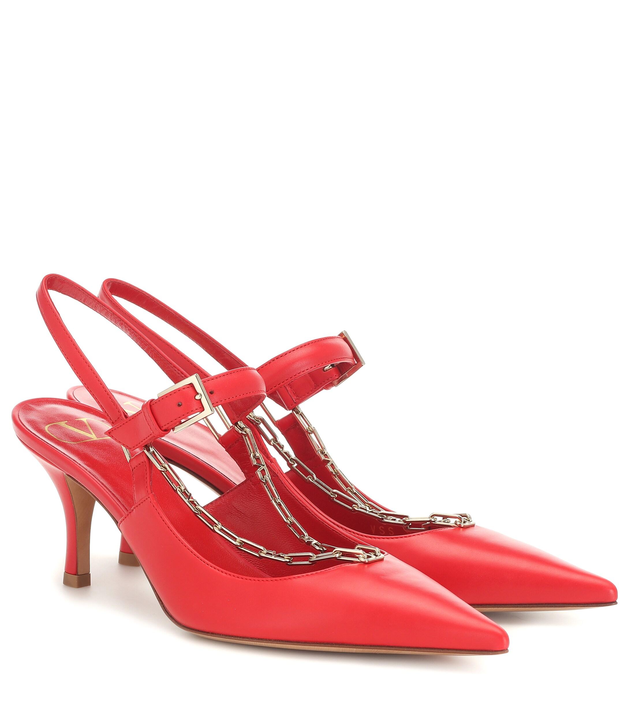 Valentino Chain Leather Pumps in Red - Lyst