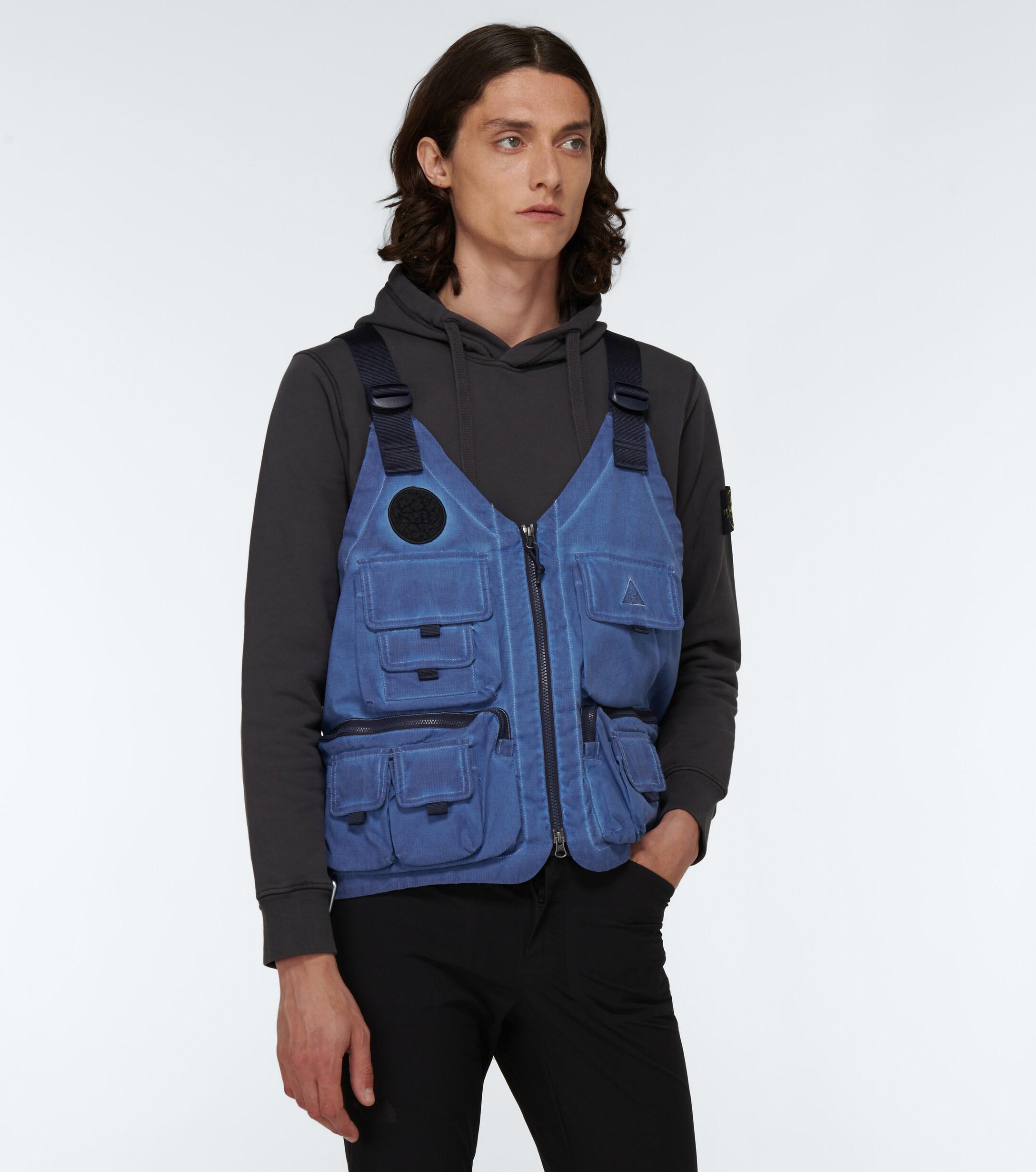 されていま NIKE - NIKE Acg Watchman Peak Vest Blue Void の通販 by