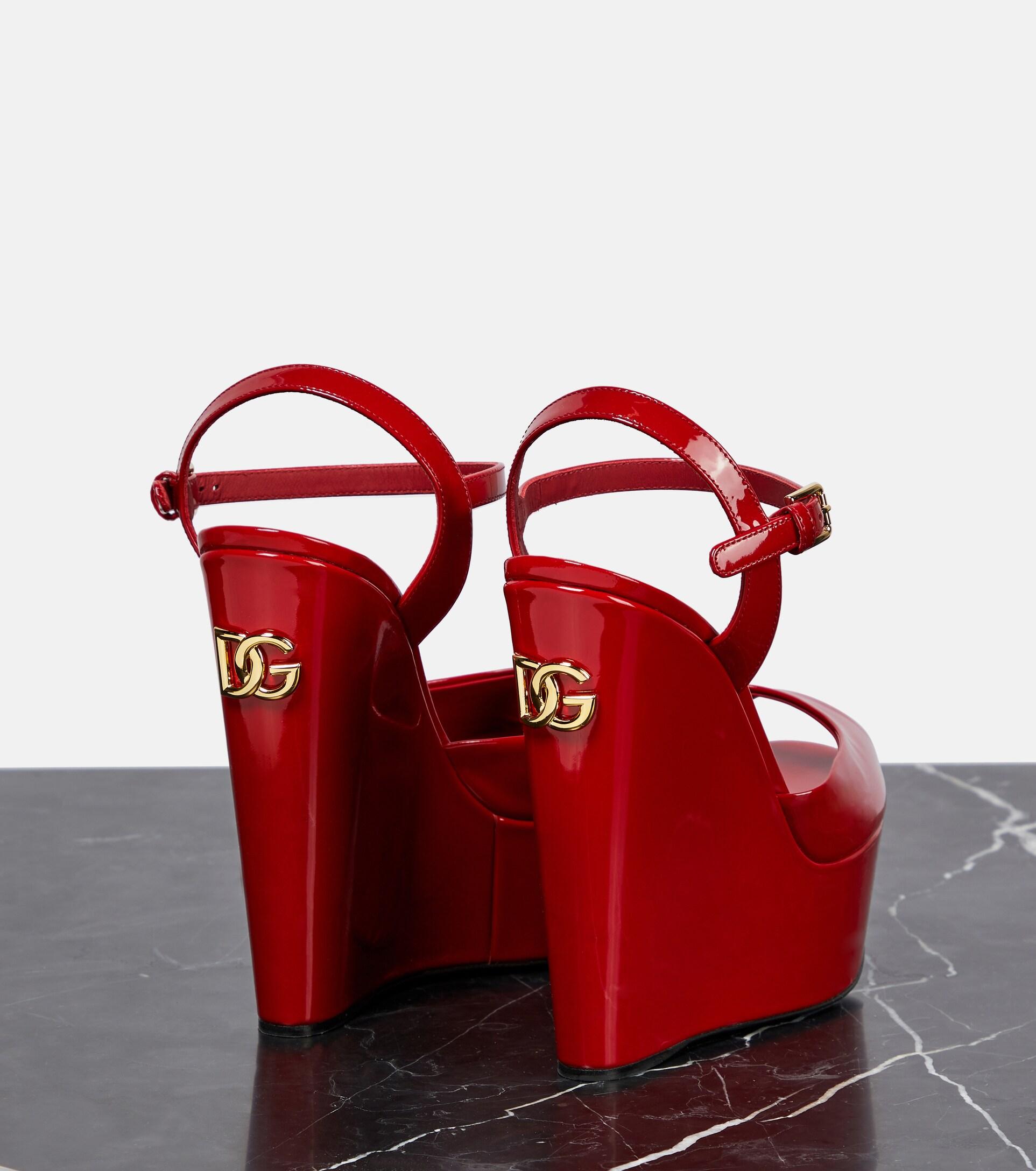 Dolce & Gabbana RED WEDGE SANDALS ウェッジソール サンダル Dolce & Gabbana Logo Patent Platform Wedge Sandal in Red | Lyst