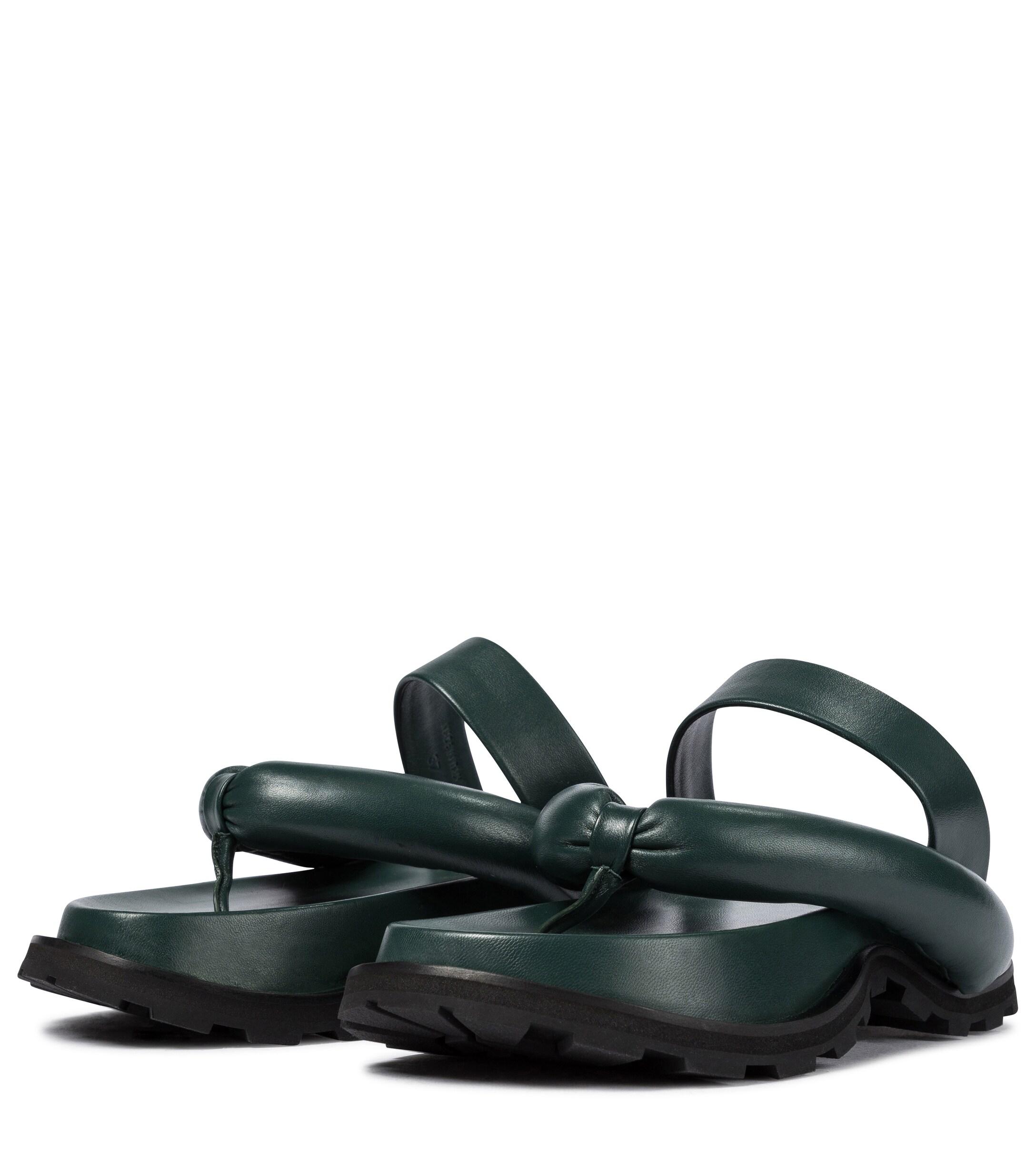 Jil Sander Padded Leather Thong Sandals in Green | Lyst