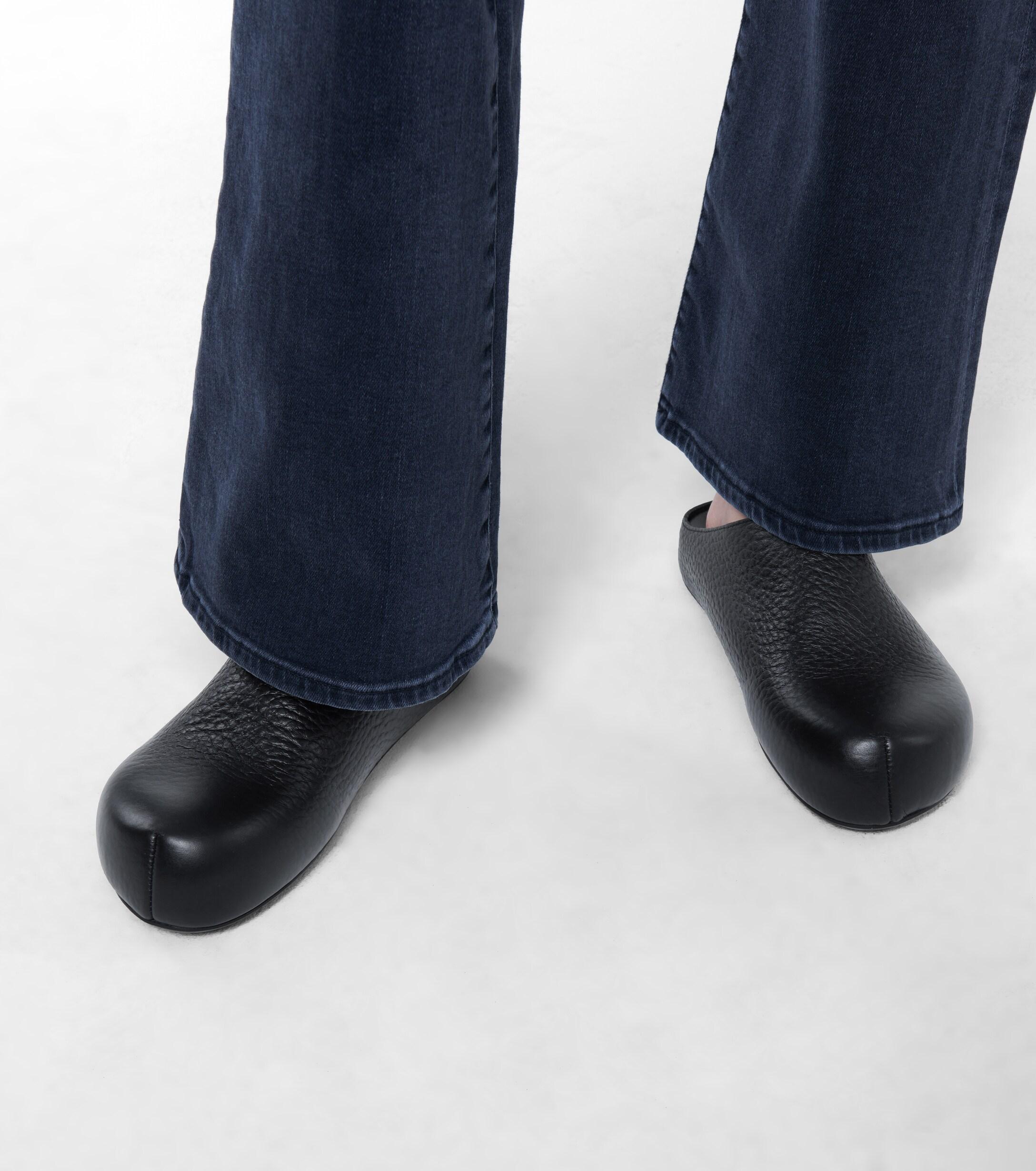marni leather slippers