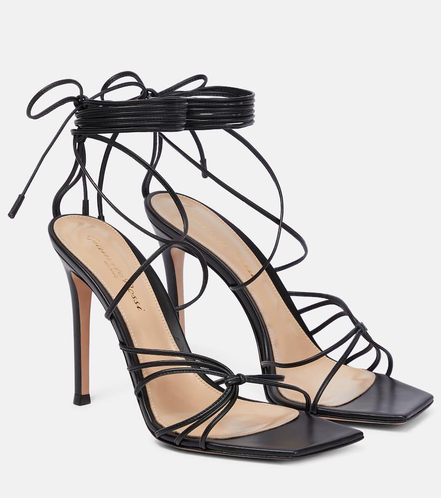 Gianvito Rossi Sylvie 110 Leather Sandals in Black | Lyst