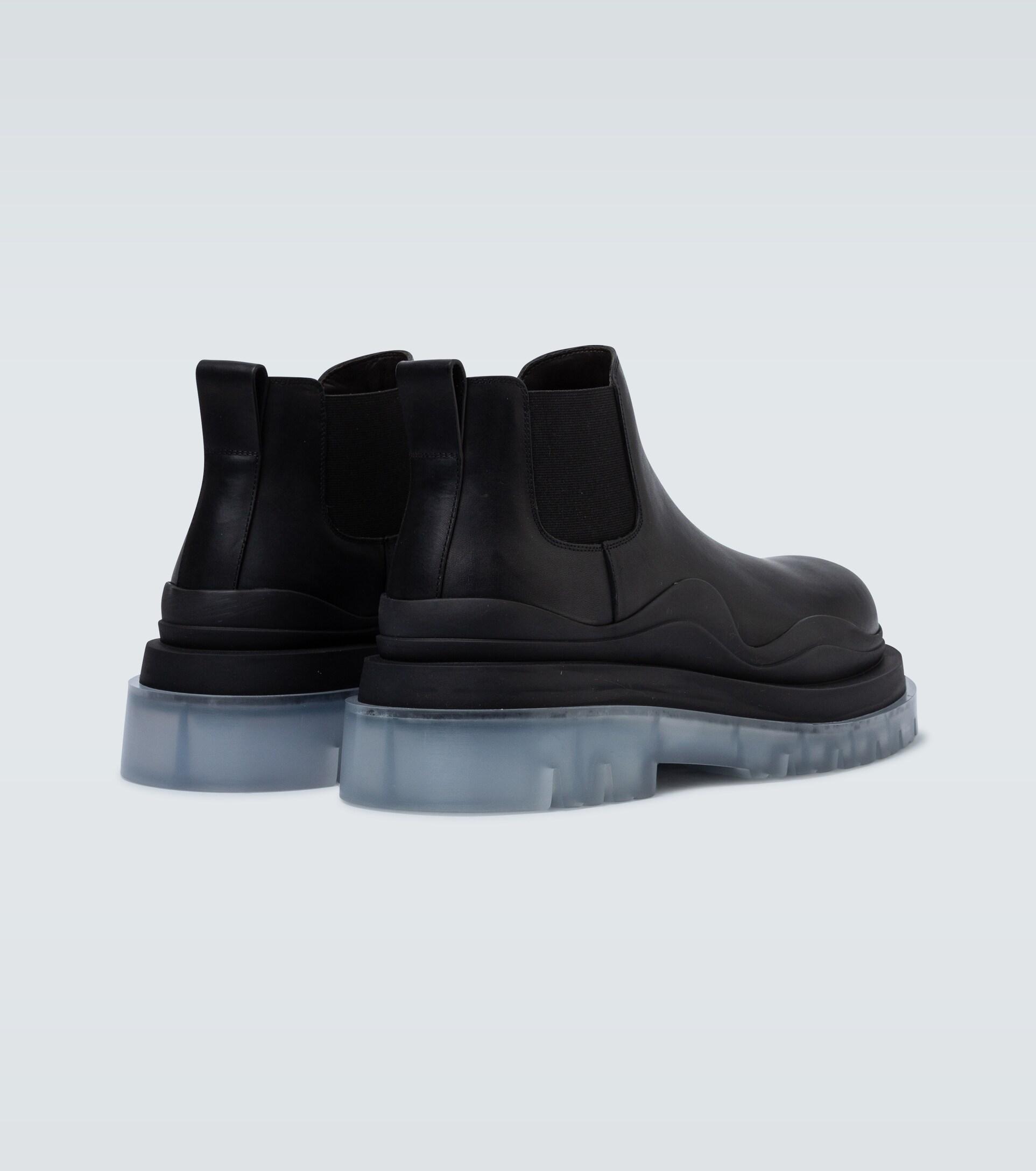 Bottega Veneta Tire Leather Low-top Chelsea Boots in Black for Men | Lyst