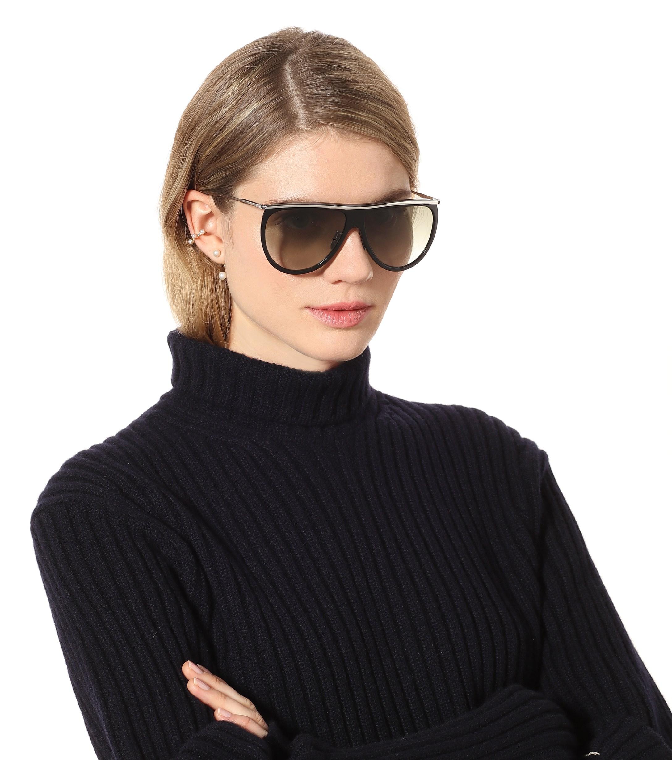 Victoria Beckham Half Moon High Brow Sunglasses in Black - Lyst
