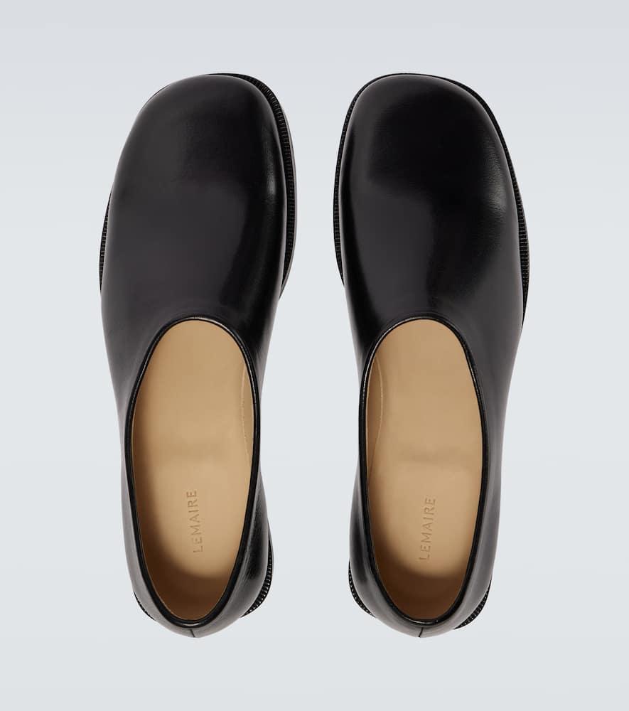Lemaire Anatomic Leather Slip-On Loafers in Black for Men | Lyst